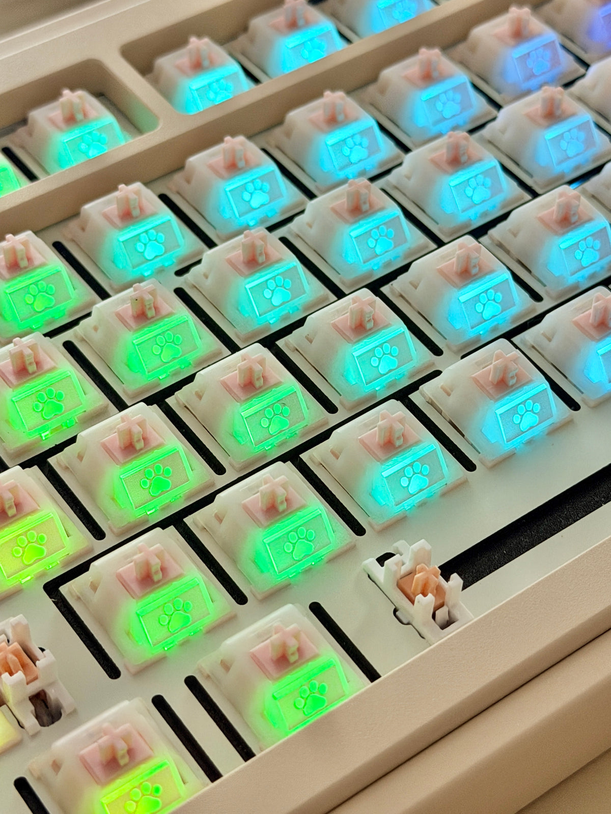 ONLY 1 Instock Prebuilt Aluminum Custom Mechanical Keyboard Cocomi80 Milk Tea Set & Keycaps & Linear Switch