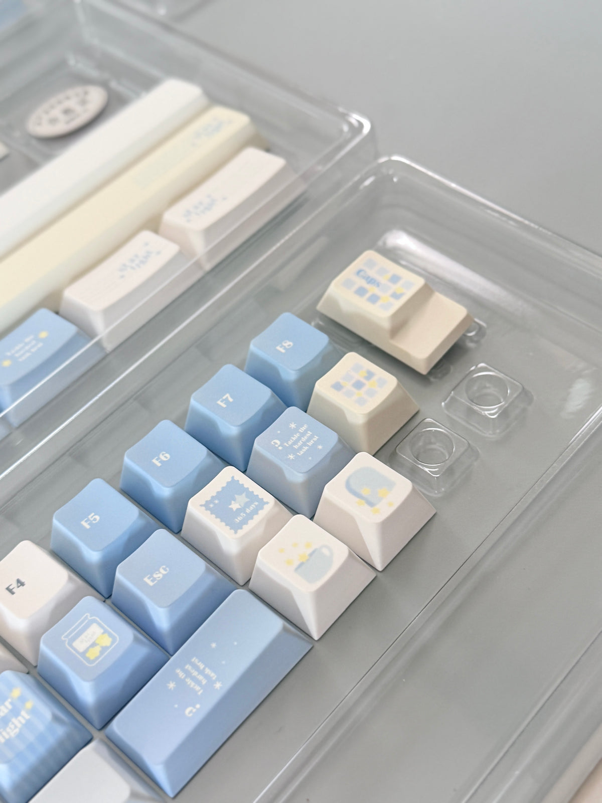 #0306 Little Starlight Keycaps | Cute Starry Sky PBT Keycap Set | Blue & White Kawaii Mechanical Keyboard Keycaps Designed By Doki Lab