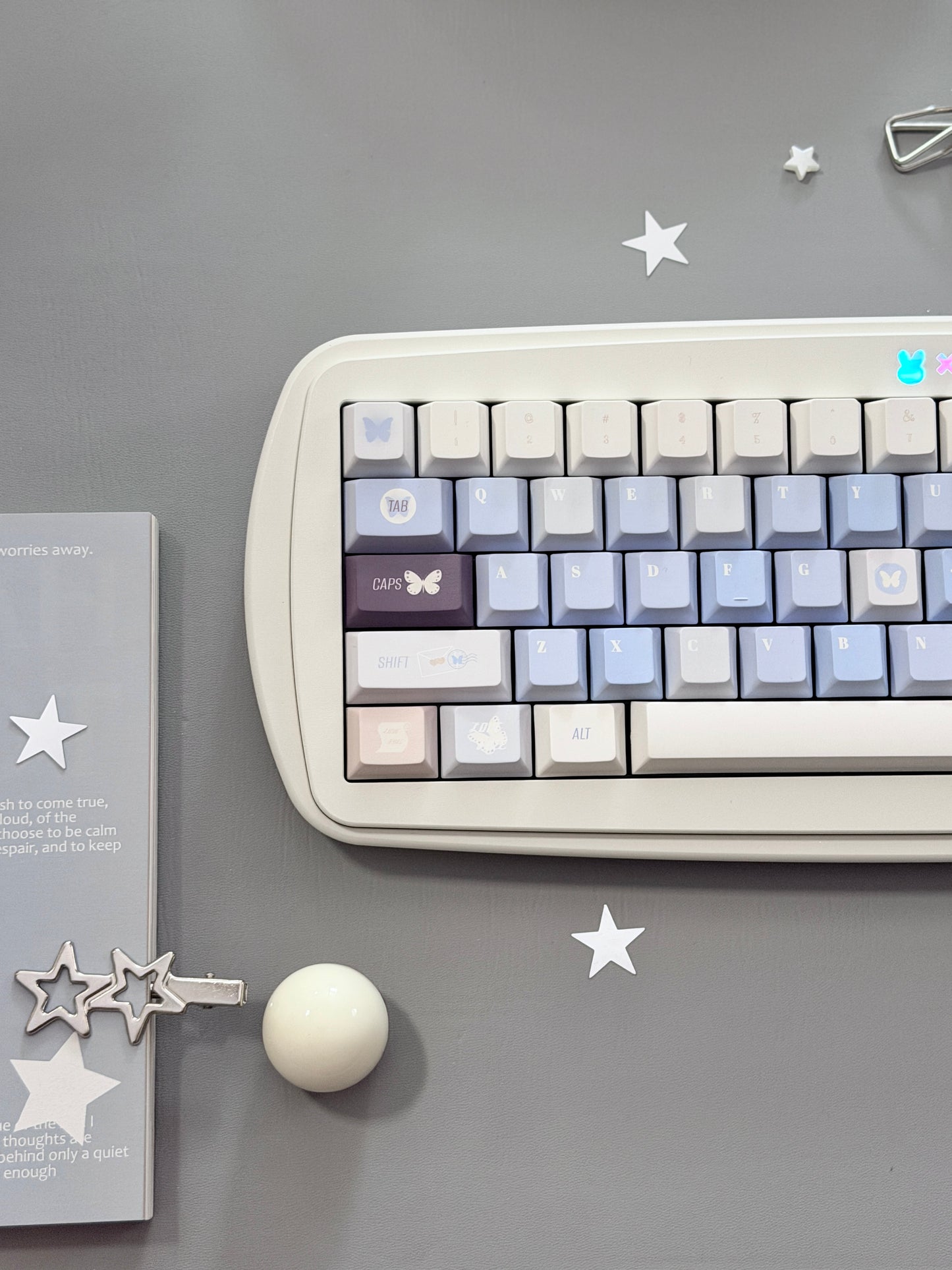 0299 Love Butterfly Cherry Profile Keycap Set | Sea Salt White & Soft Blue Romantic Keycaps