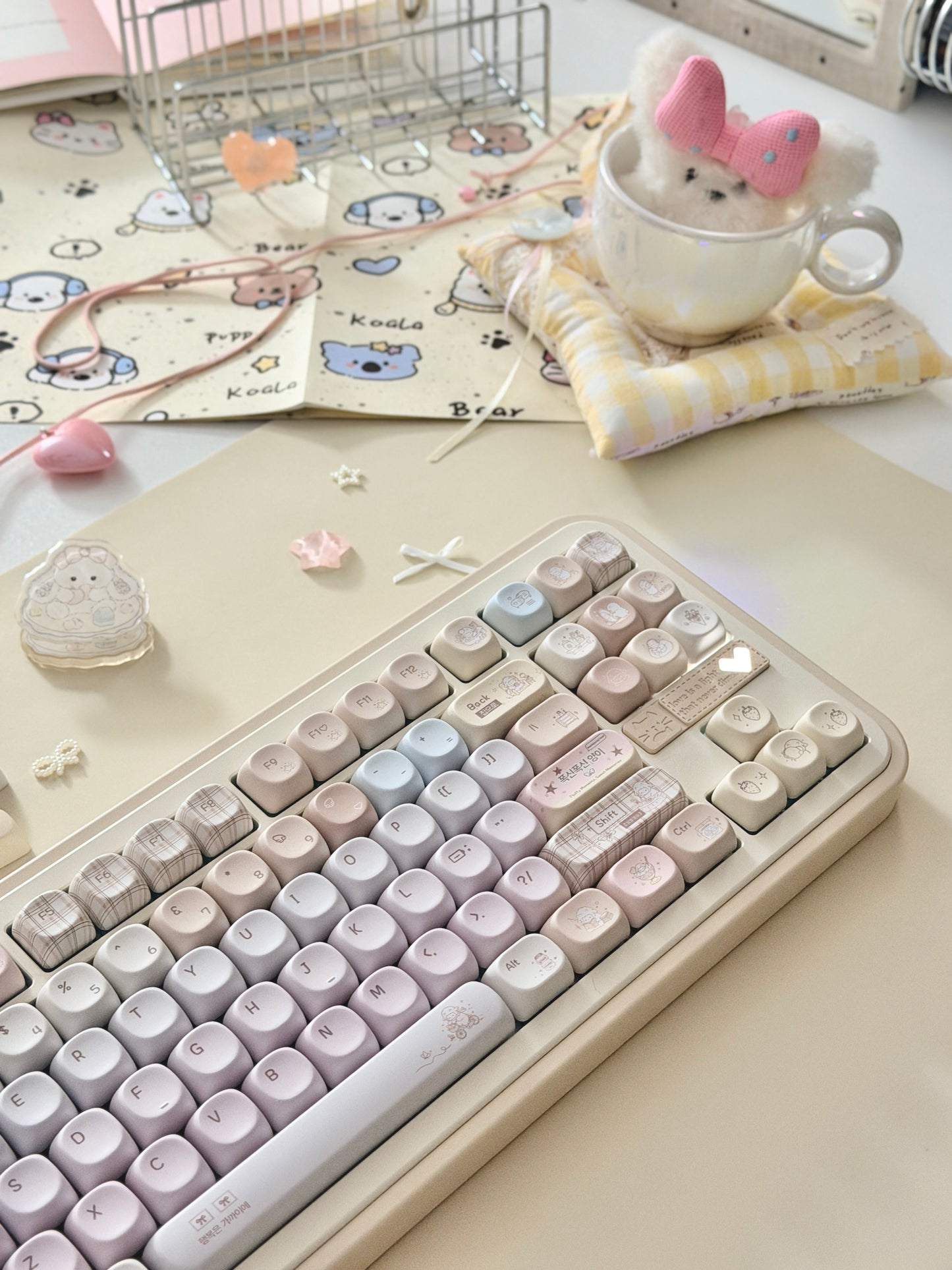 #0292 Cream Pale Pink Lamp Cake Cherry/moa Profile Keycap