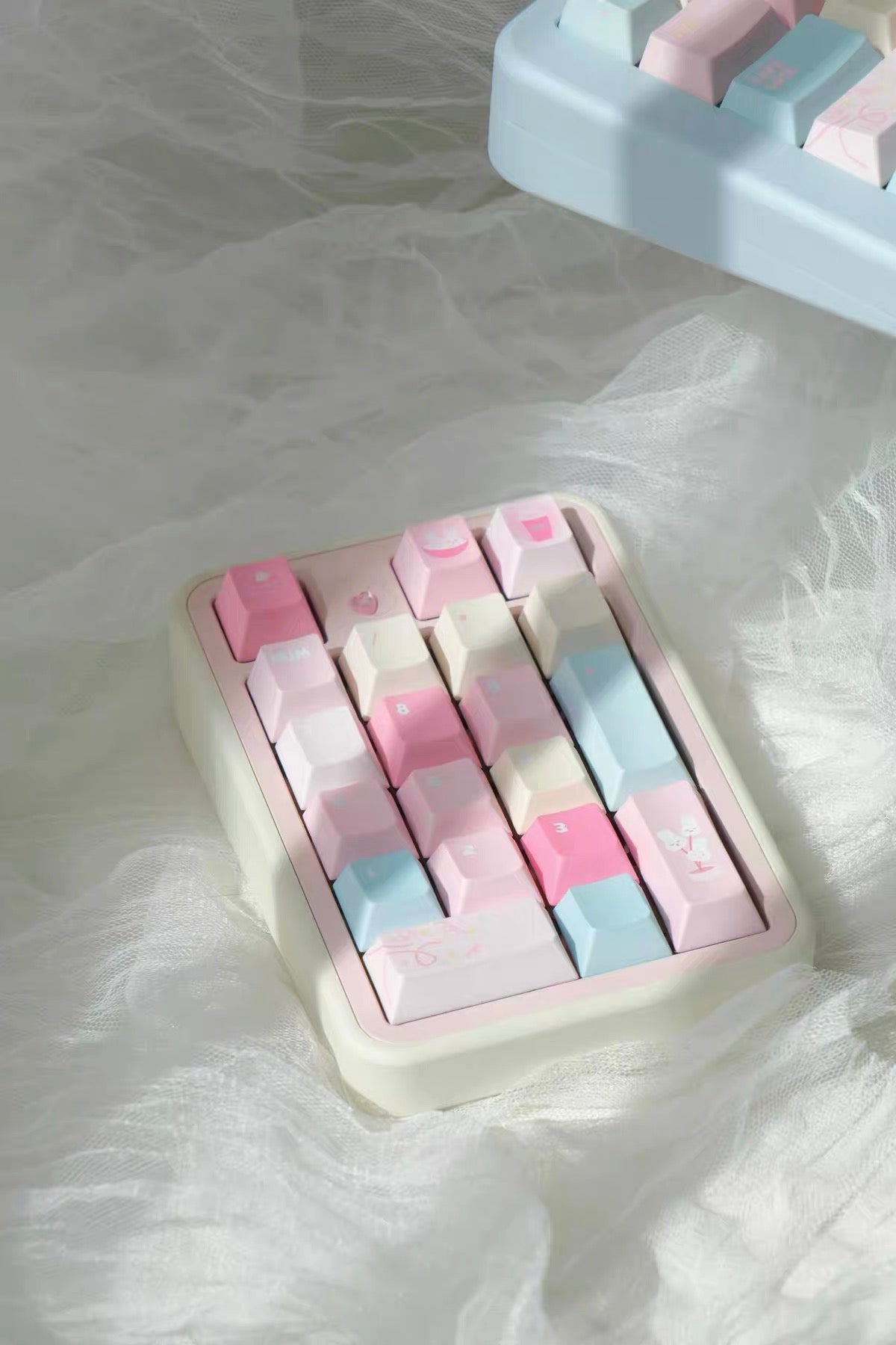 0300 Y2K Sugar Mountain Keycap Set | Pastel Pink, Blue & Cream Retro Keycaps Cherry Profile
