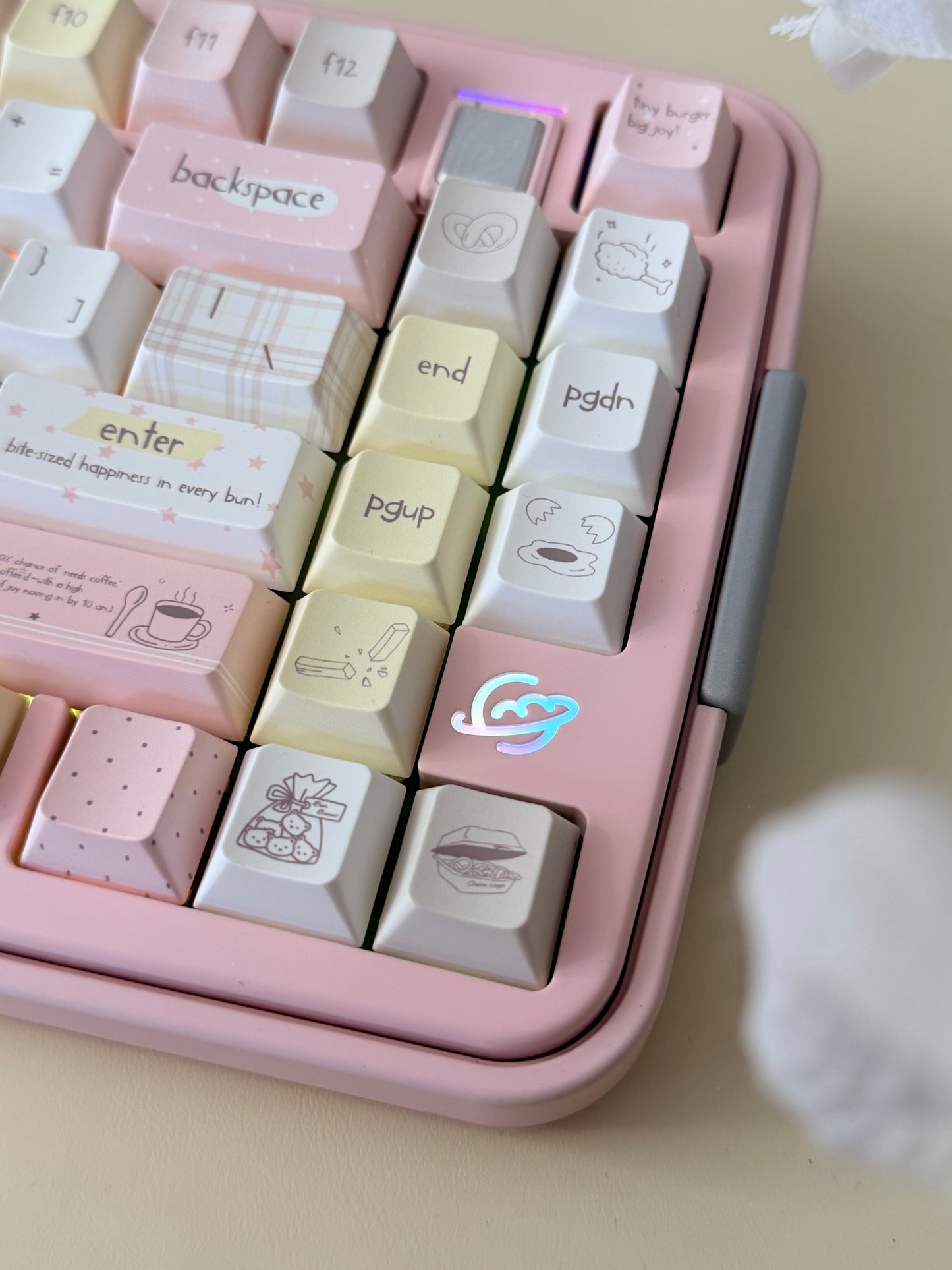 ONLY 1 Instock Prebuilt Aluminum Customized Mechanical Keyboard Bread75 Pale Pink Set