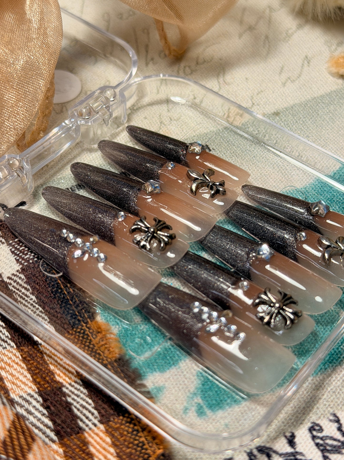 ONLY 1 Instock Designer False Nails Chrome Hearts Smoky Coffee Fine Shimmer French Style Long Press-On Nails(#889）