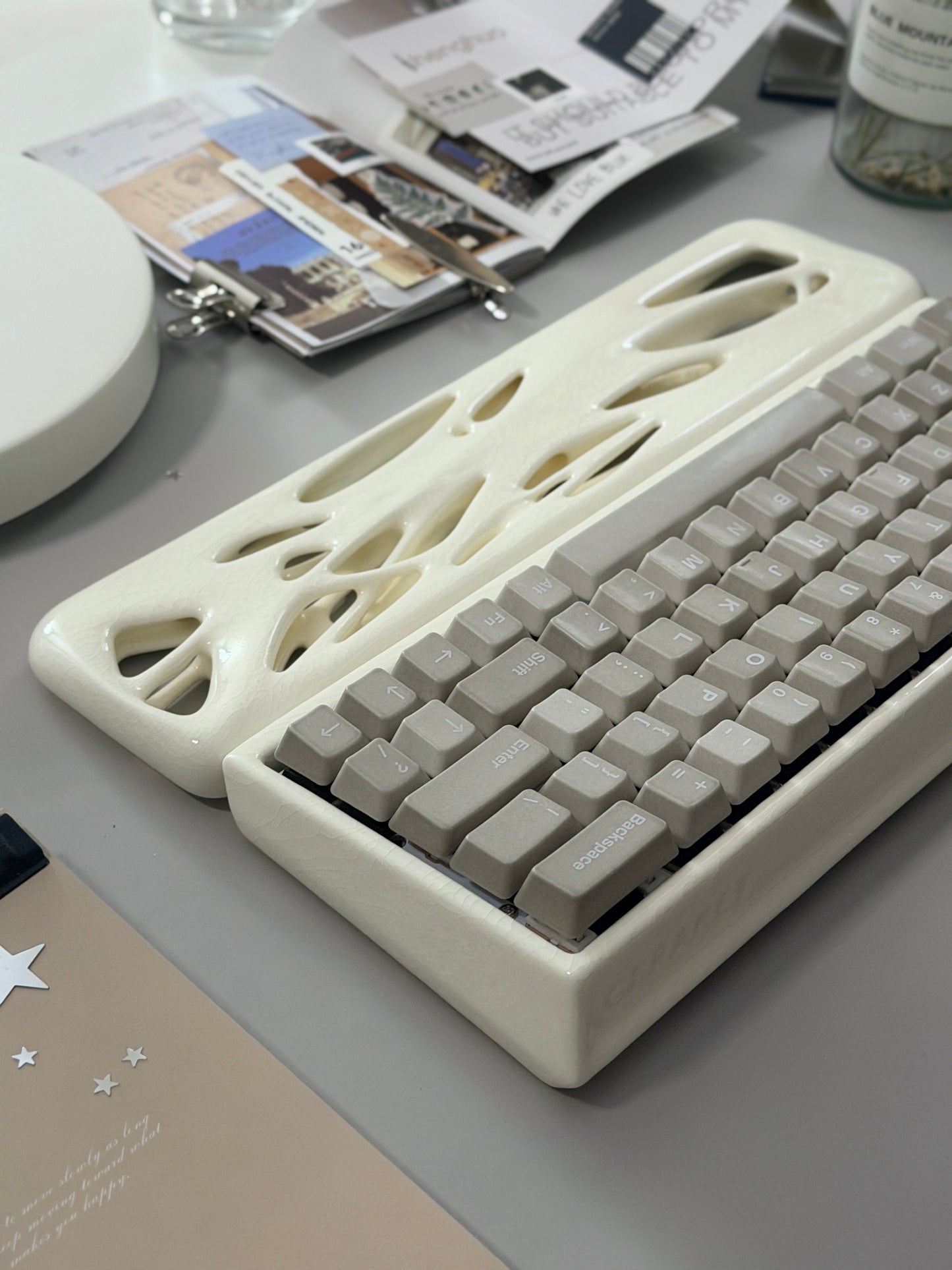 ONLY 1 Instock Full Prebuilt Peak 60 Ceramic Keyboard Case Kit White Crazed➕ Cerakey x Ellipsis Ceramic Wrist Rest ➕ Y3 Switches ➕ A & B SET-ALPHA PLUS-Matte V3 Greige With legends