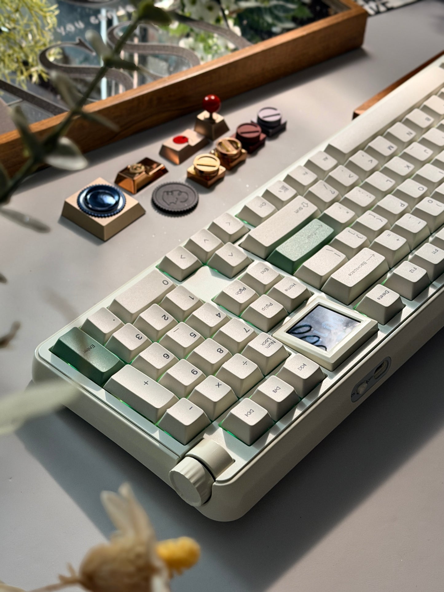 Unboxing Clearance ONLY 1 Instock EPOMAKER RT100 PRO Retro White （Creamy Jade Switch）
