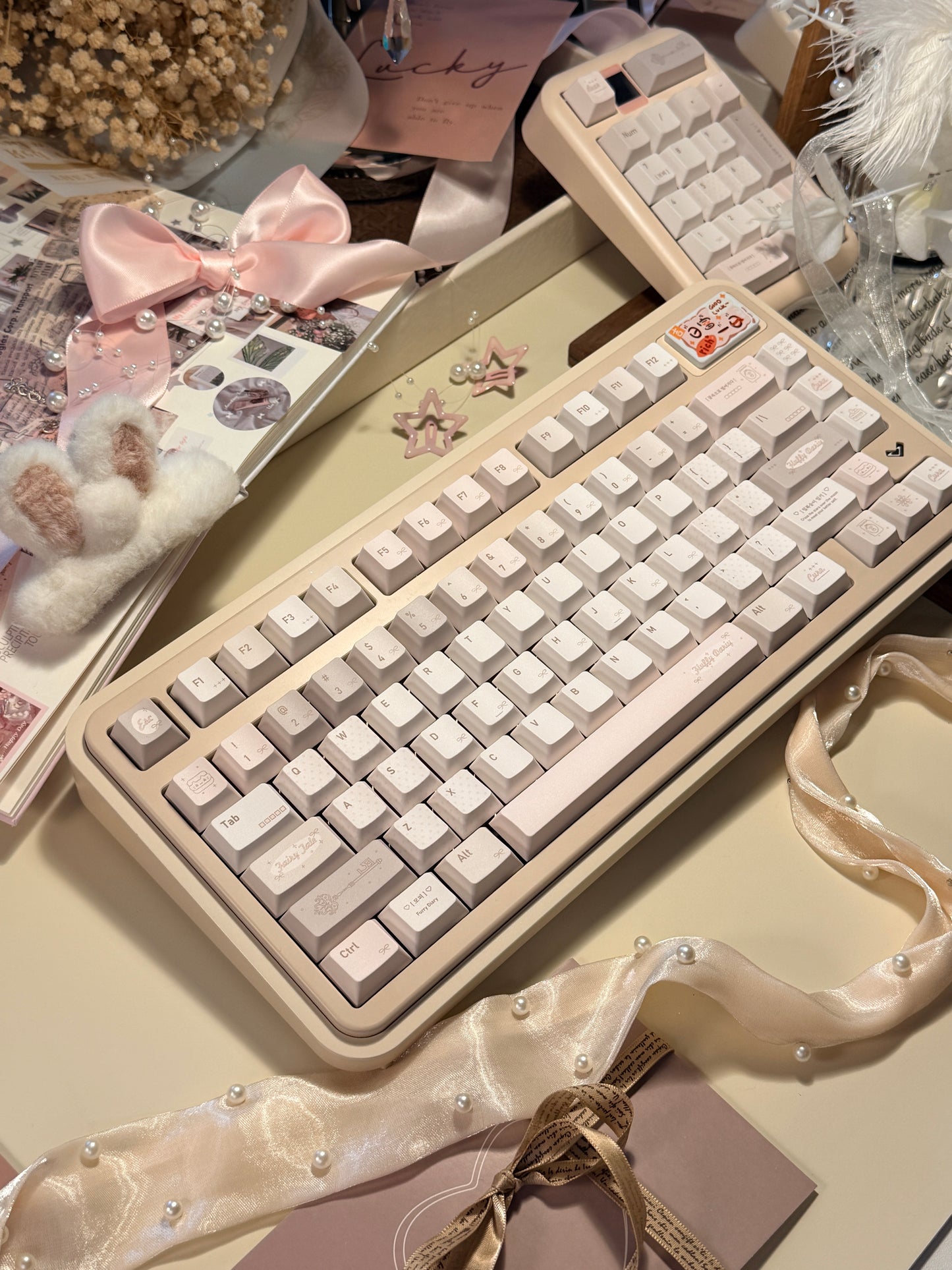 Preorder Prebuilt Aluminum Customized Mechanical Keyboard Rich75 Cream Beige Set（free number pad）