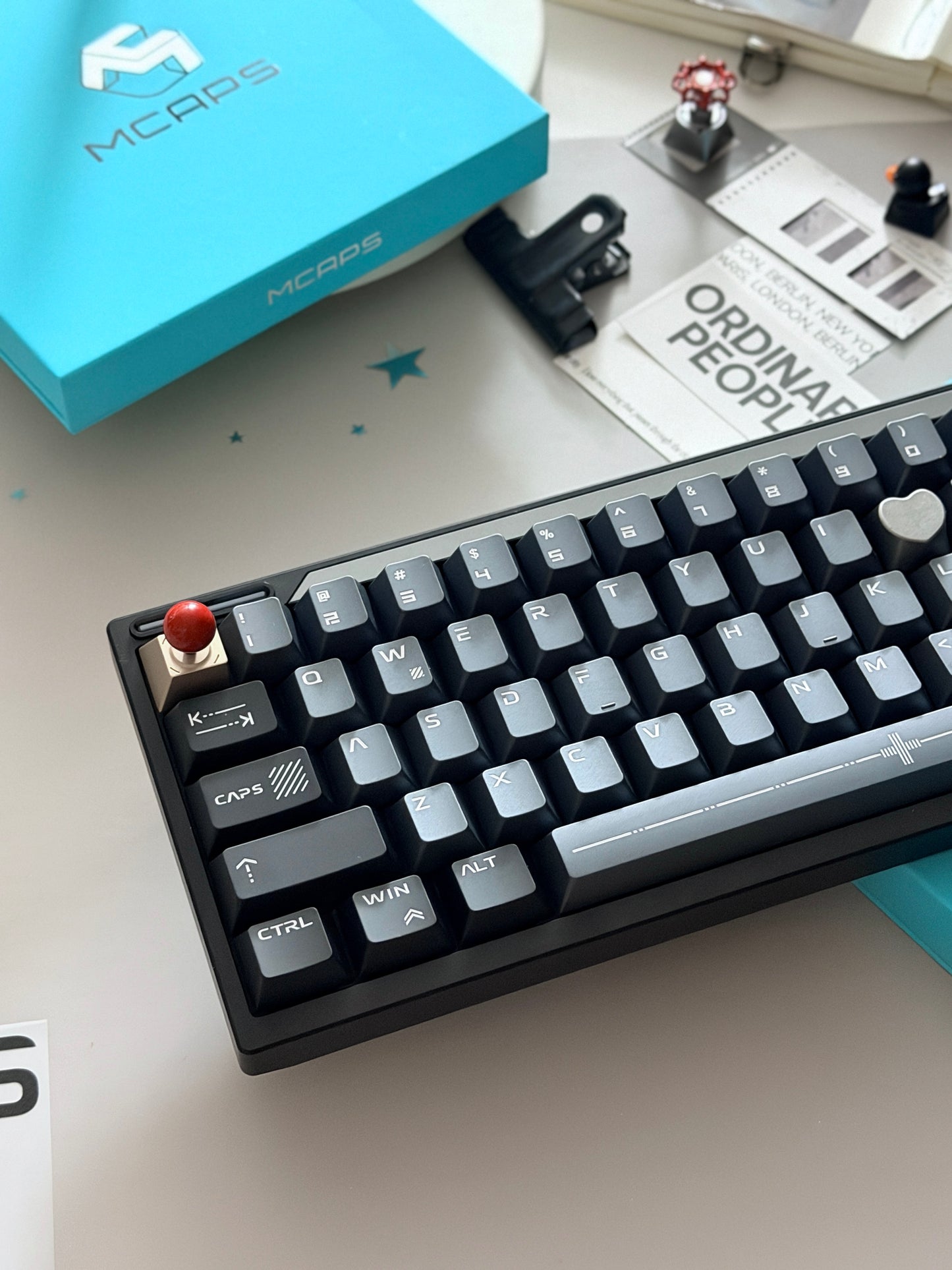 ONLY 1 Prebuilt Aluminum Custom Mechanical Keyboard Wuque Paper65 PRISM BLACK ➕ MCAPS Metal Keycap