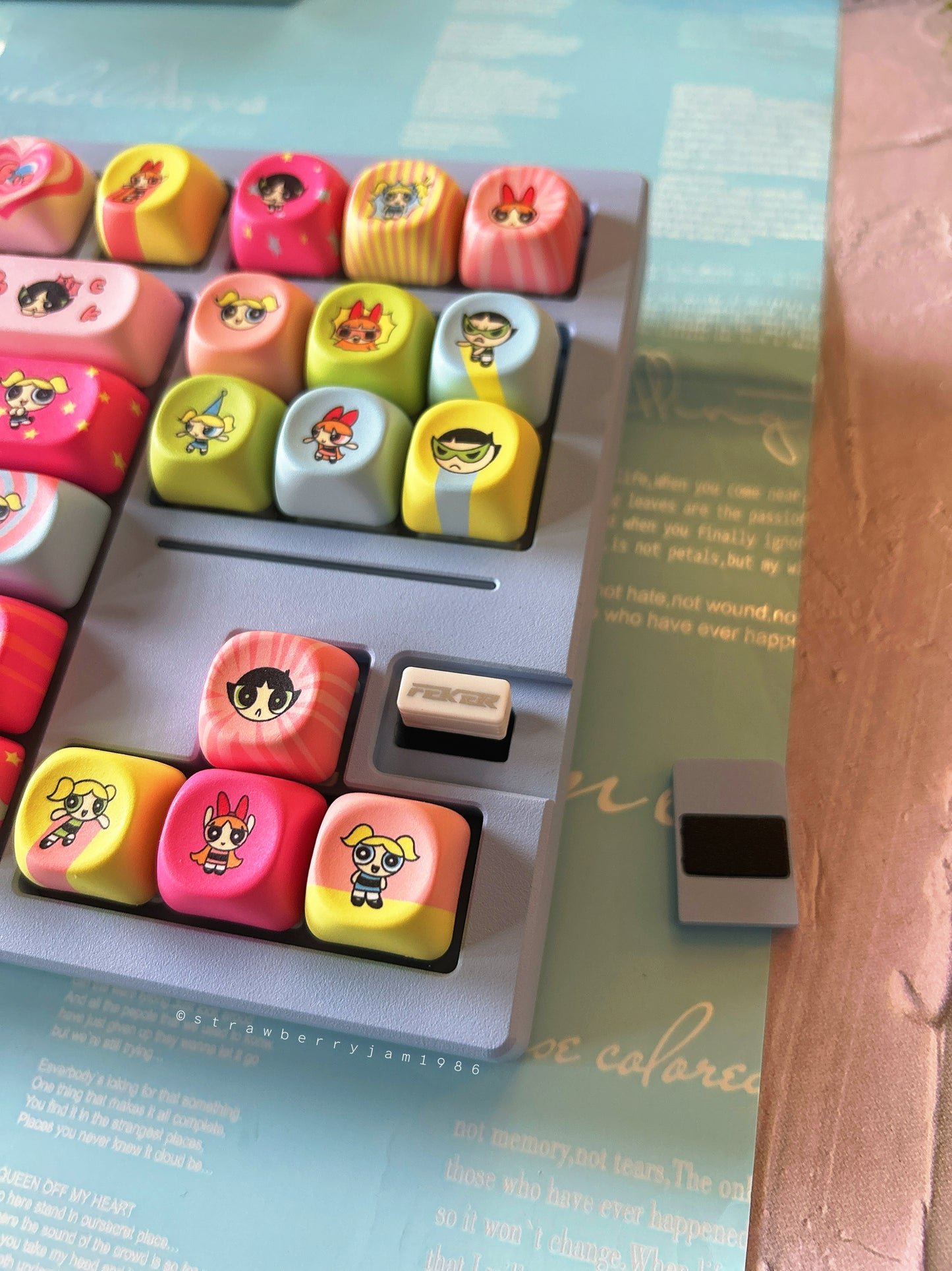 Preorder Prebuilt Aluminum Customized Mechanical Keyboard Galaxy80 Set With The Powerpuff Girl Keycap