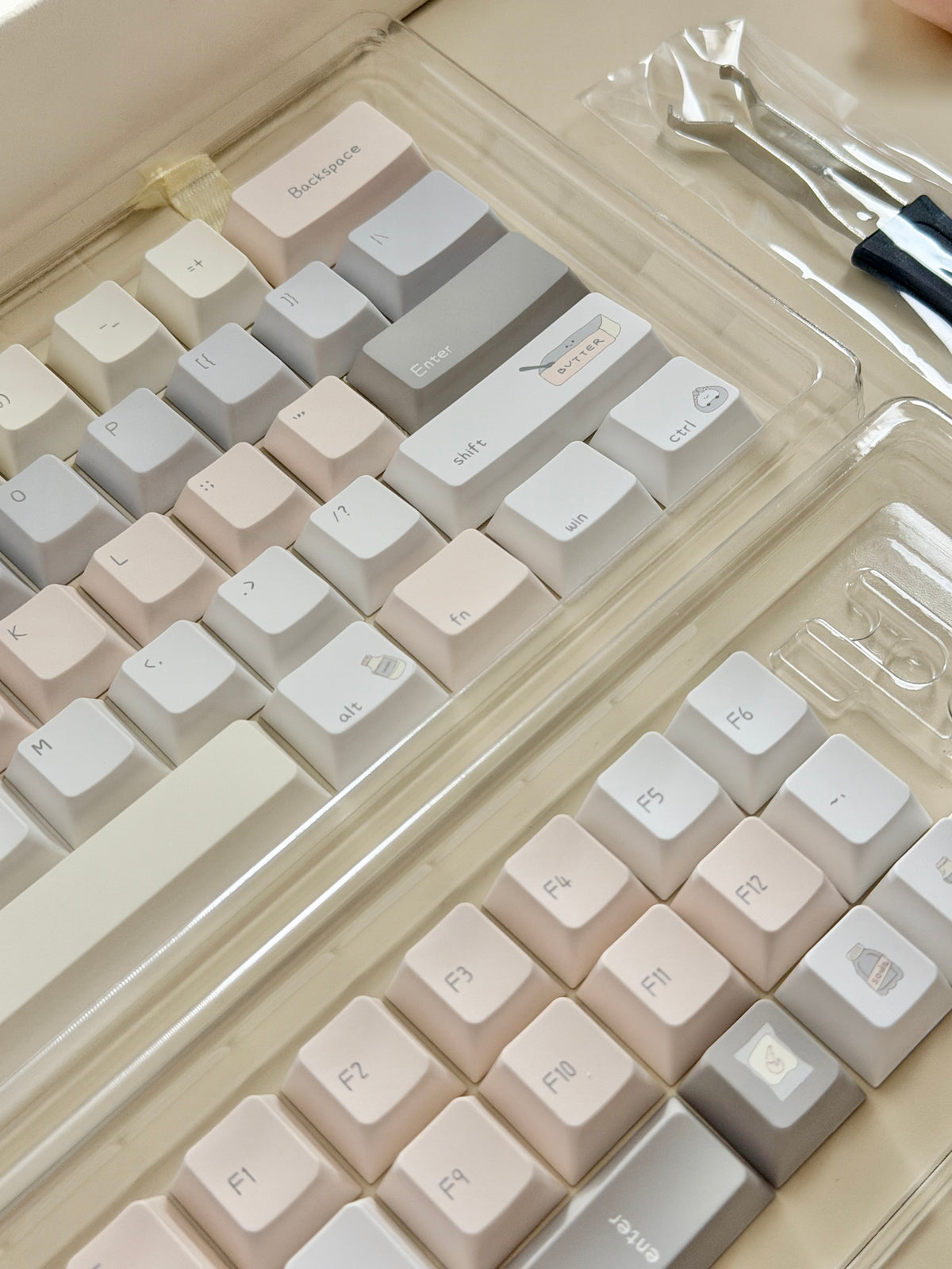 #0315 Tbcats Pastel Cream & Misty Blue Cute Keycap Set | Soft Aesthetic Mechanical Keyboard Keycaps | Kawaii Minimalist Custom Keycaps