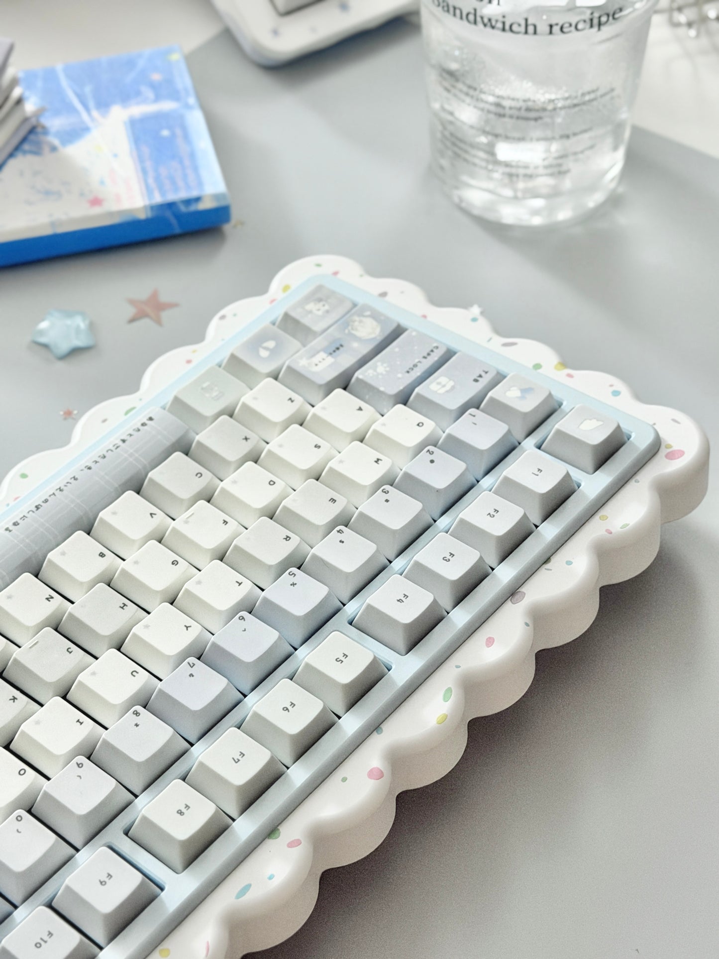 PREORDER Prebuilt Aluminum Custom Mechanical Keyboard Cookies75 Blue White Sugar Set