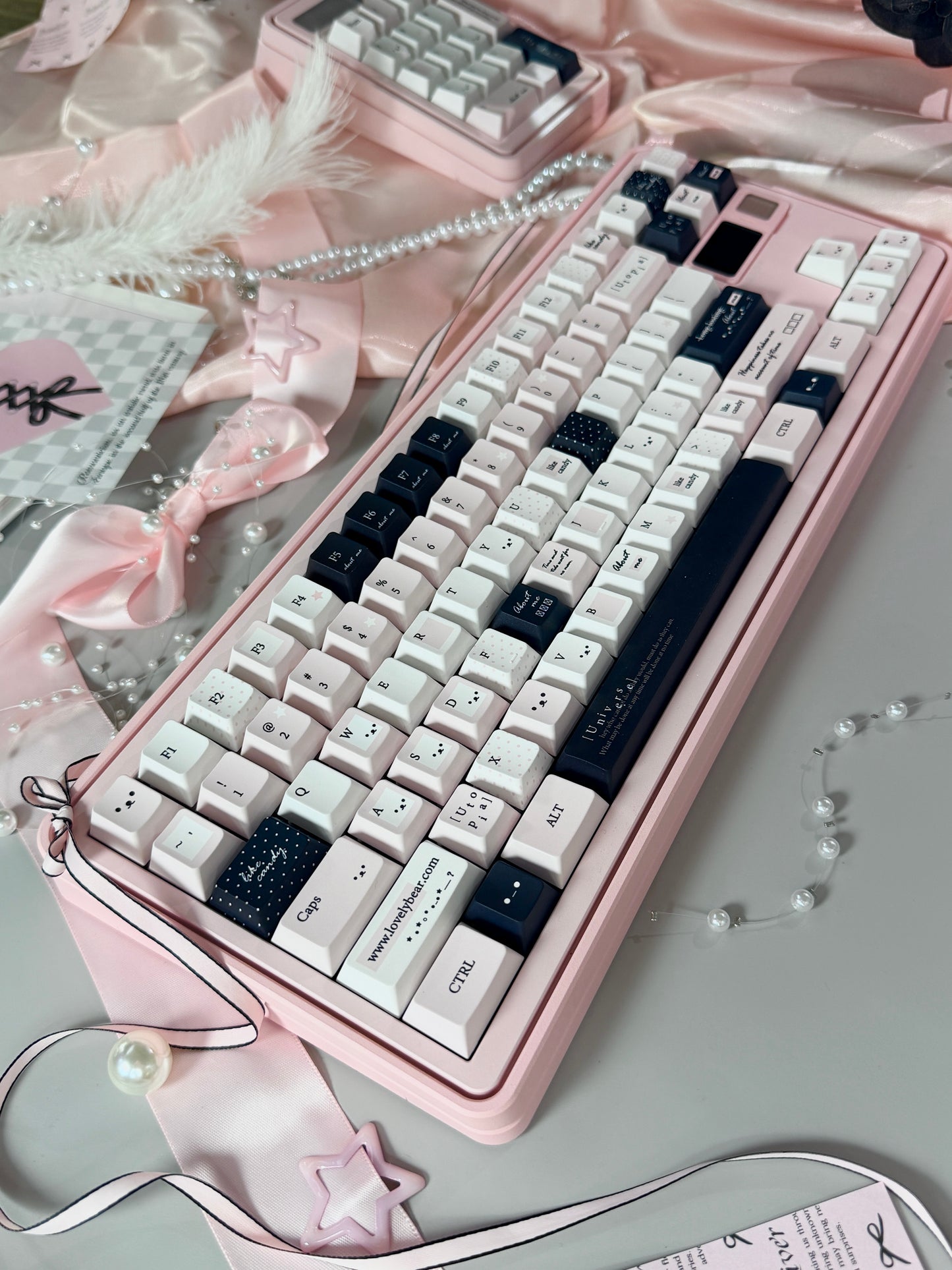 ONLY 1 INSTOCK Prebuilt Aluminum Custom Mechanical Keyboard PERCENTSTUDIO VOLT2.0 Pale Pink Set + VOLT PLUS PAD