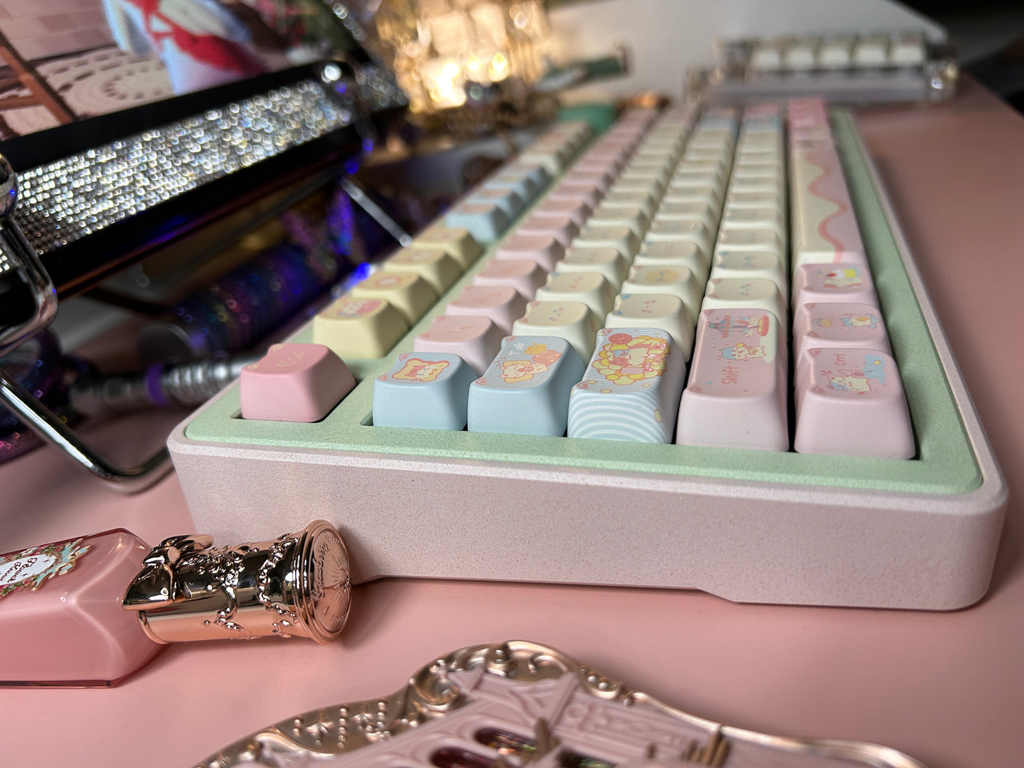 Preorder Prebuilt Pastel Color Cute Aluminum Customized Mechanical Keyboard