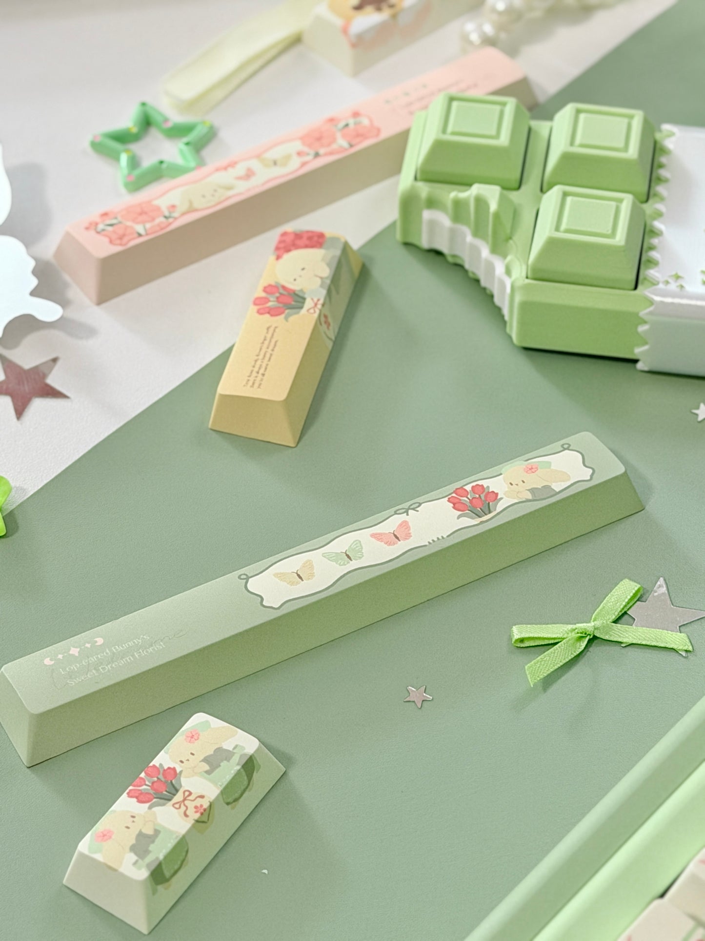 #0301 Matcha Dream Garden Keycap Set – Floral Cherry Profile Keycaps for Custom Mechanical Keyboards DESIGNED BYLYCHEE CAPS