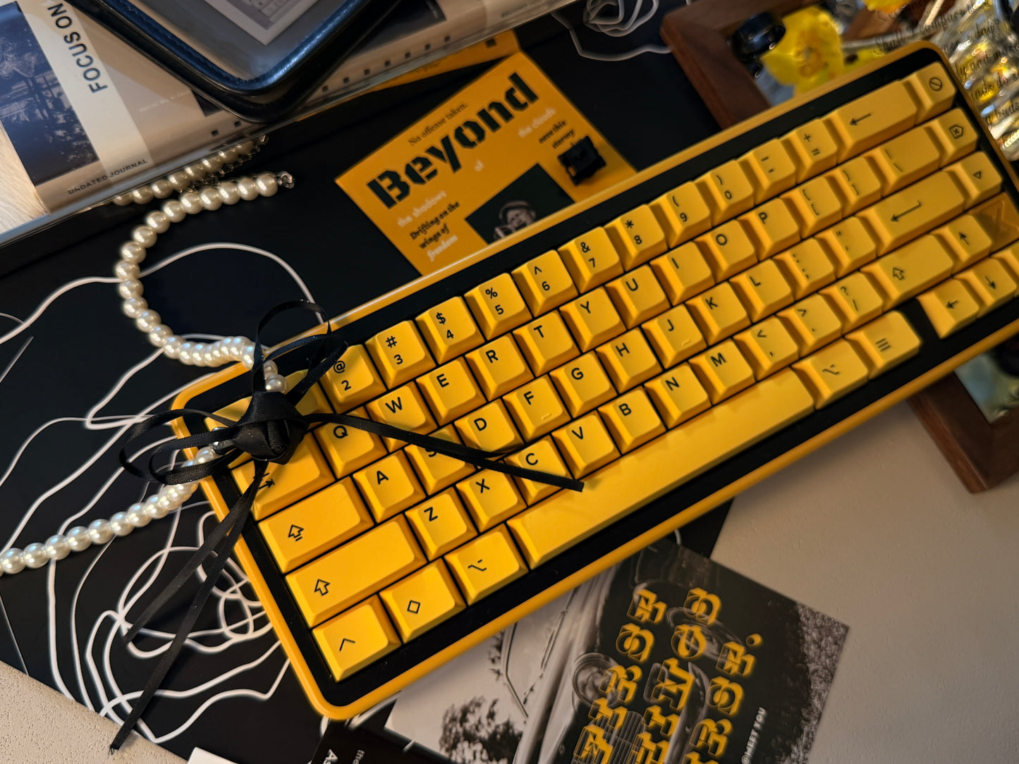 ONLY 1 INSTOCK Prebuilt Aluminum Customized Mechanical Keyboard BUFF65 Yellow Black Set