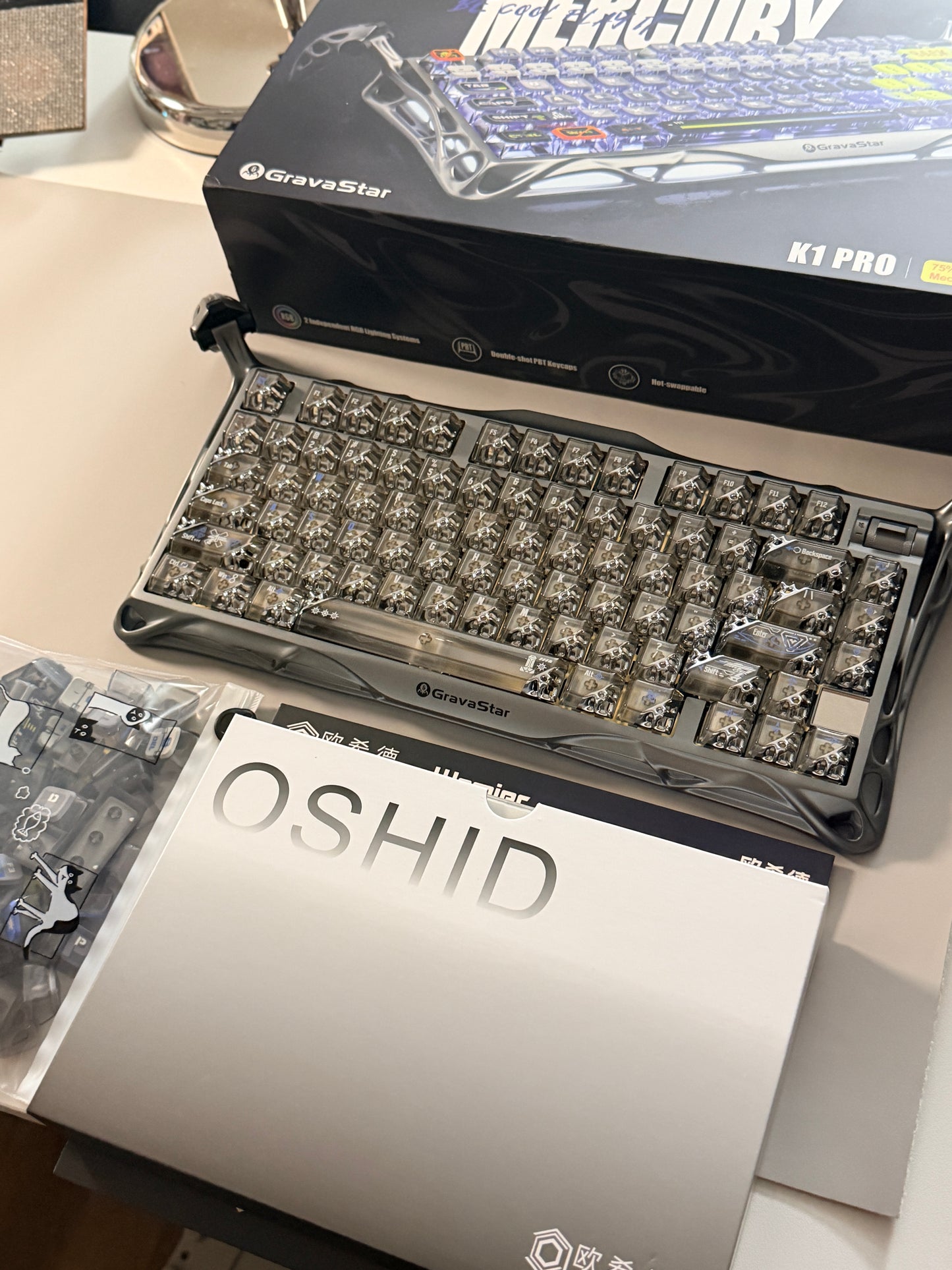 Unboxing Clearance ONLY 1 GravaStar Mercury K1 Pro - Interstellar Silver Mechanical Keyboard  & QUANTUM HONEYCOMB KEYCAPS