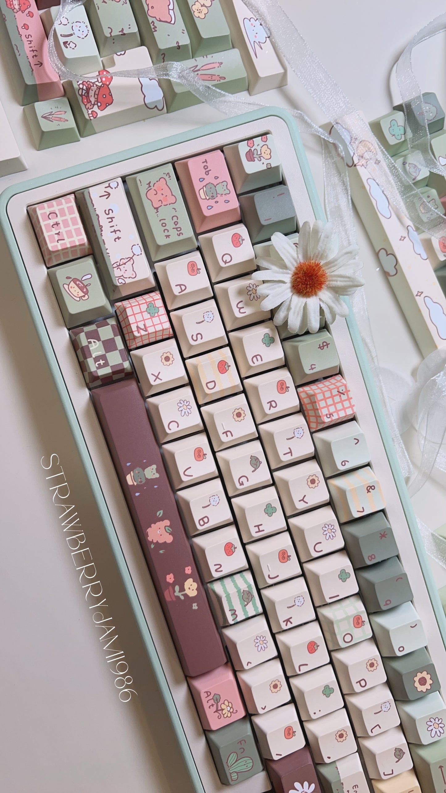 【Only 1 In-stock】 Prebuilt Story65 Pastel Gradient Green Farm Aluminum Mechanical Customized Keyboard