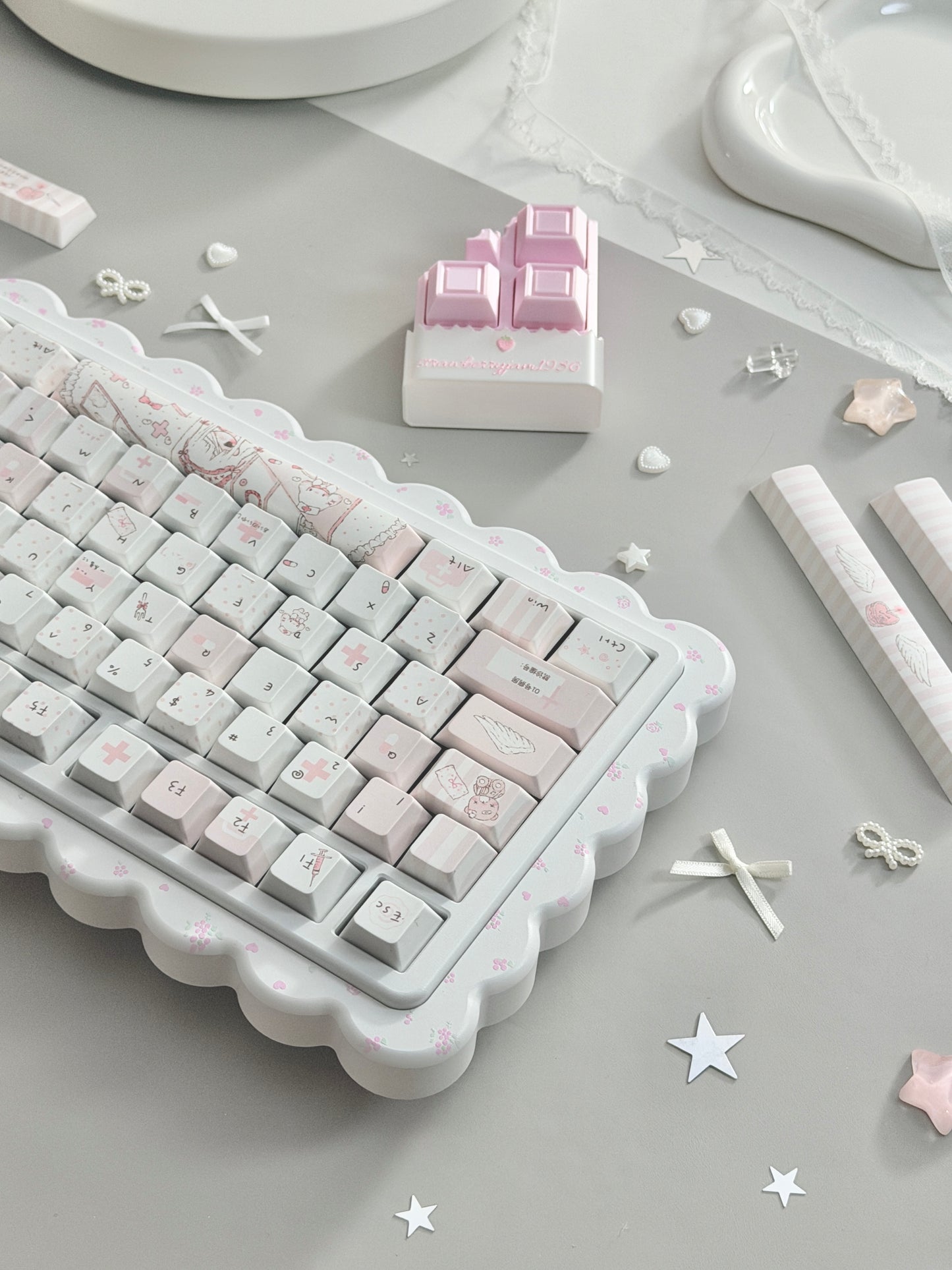ONLY 1 Instock Prebuilt Aluminum Customized Mechanical Keyboard Cookies75 White Floral Set