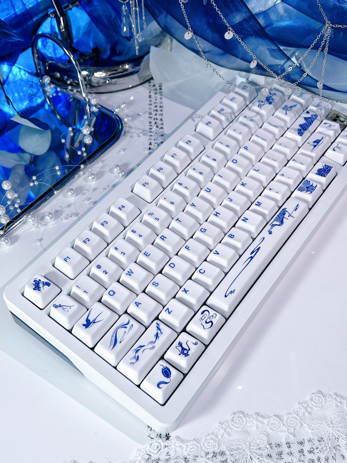 ONLY 1 Instock Prebuilt Aluminum Customized Mechanical Keyboard Buff75 Cold White With Cerakey Year of the snake ceramic Keycaps