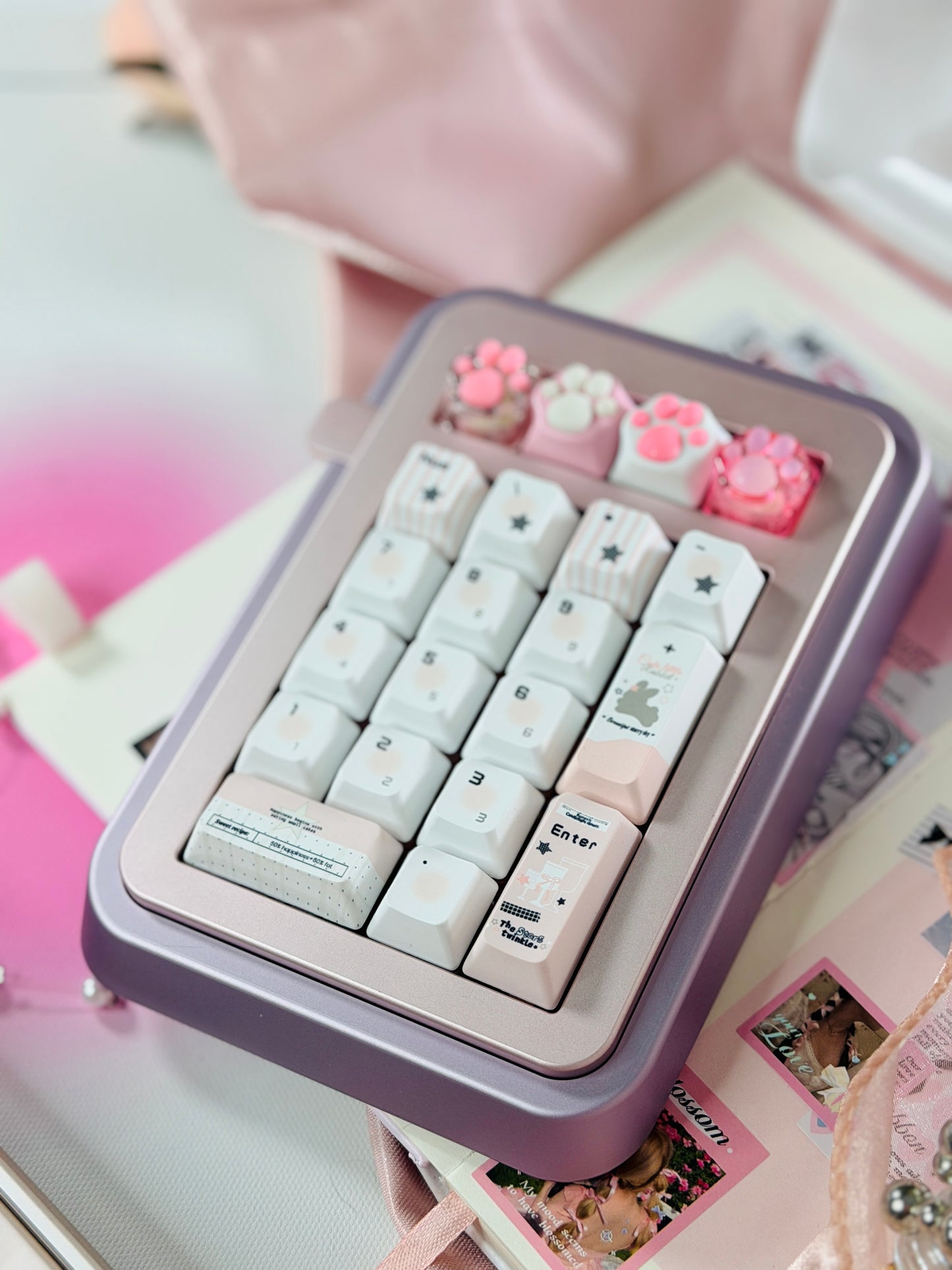 Preorder Prebuilt Aluminum Customized Mechanical Keyboard Bread75 Anodized Pink Silver Wireless Set With Soap Pad