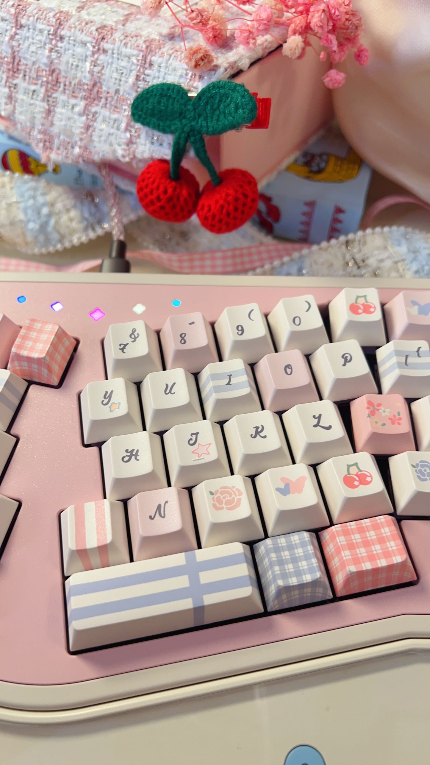 043 Pastel Pink Blue Grids Garden Keycap Cherry/ MOA Profile 152 keys BeeFun design