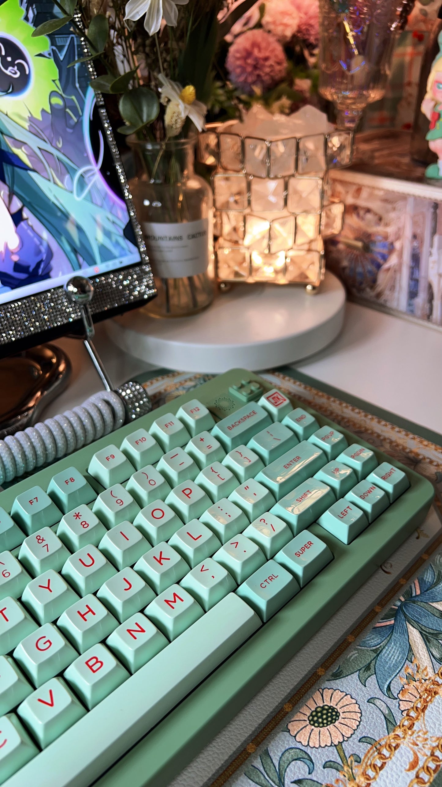 Prebuilt Nova75 Green Aluminum Customized Mechanical Creamy Thock Keyboard