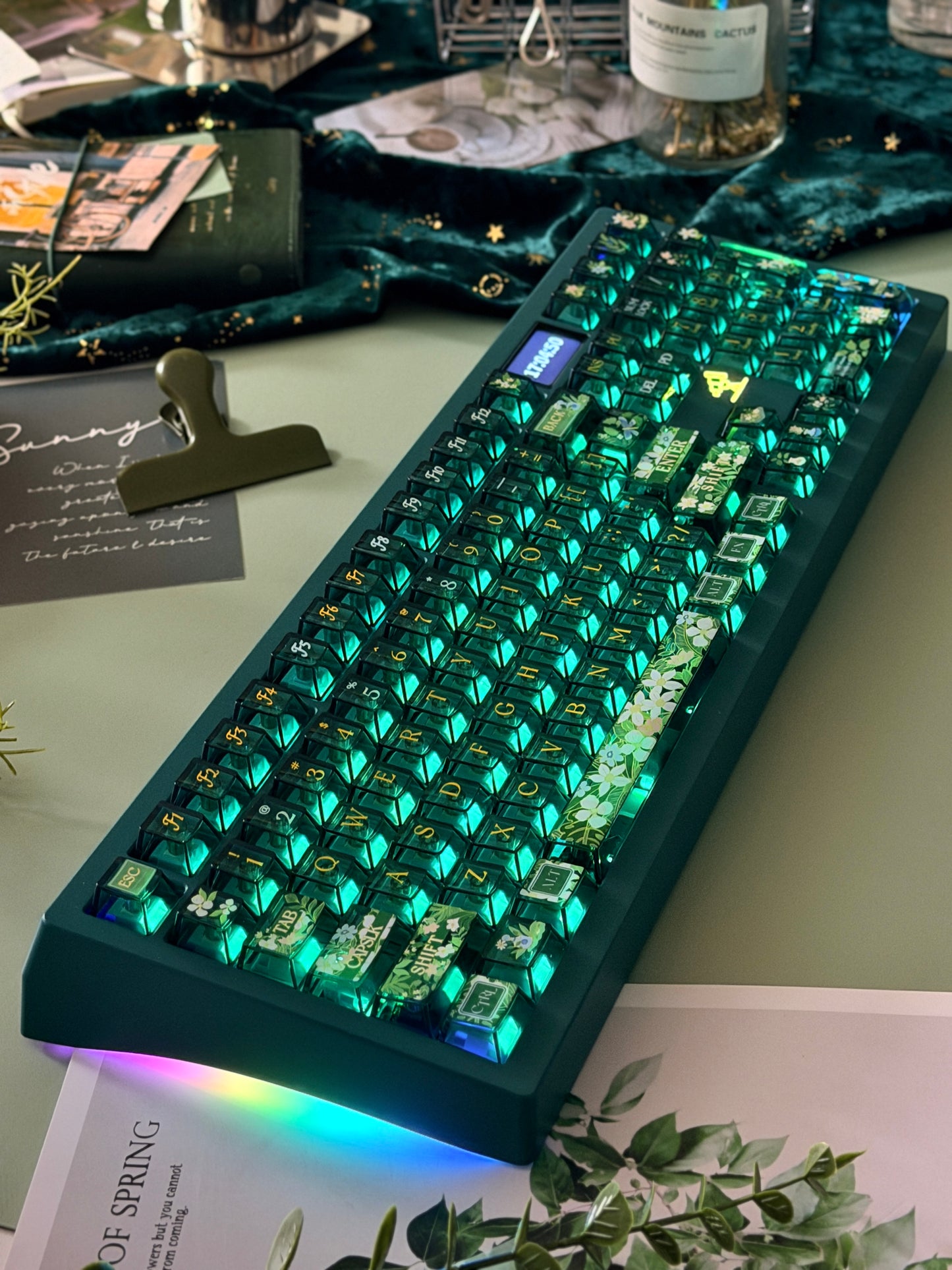 0298 Spring Flower Song | Green Clear PC Keycaps FC Profile – Dreamy Floral Transparent Keycap Set for Mechanical Keyboards