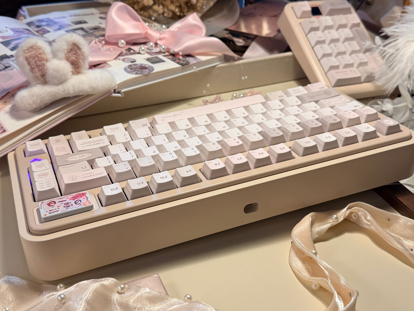 Preorder Prebuilt Aluminum Customized Mechanical Keyboard Rich75 Cream Beige Set（free number pad）