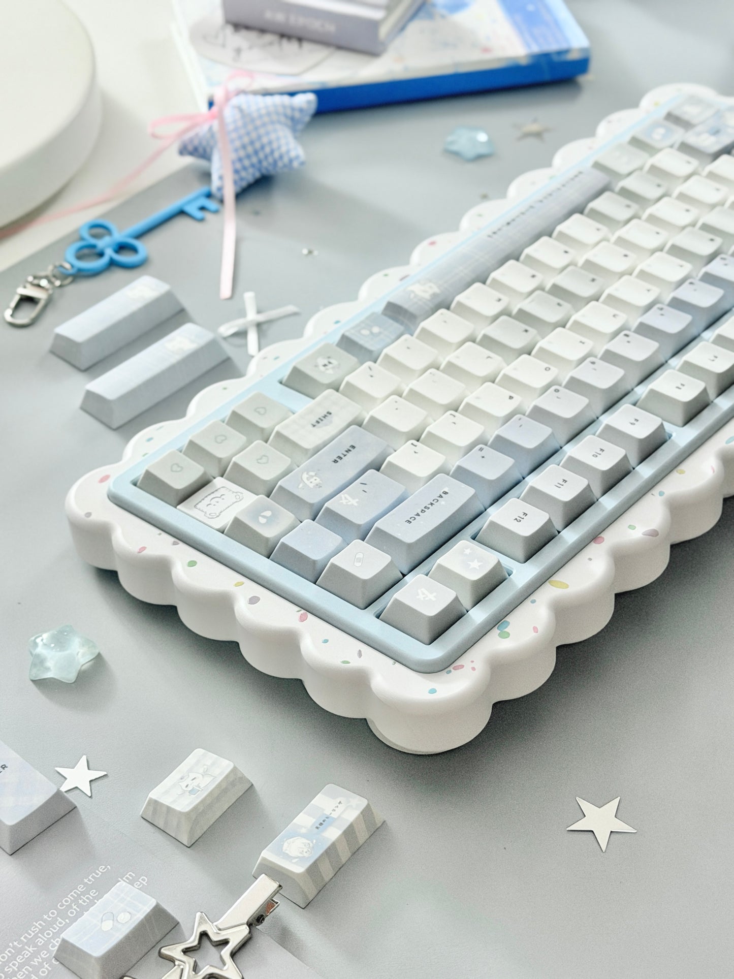 PREORDER Prebuilt Aluminum Custom Mechanical Keyboard Cookies75 Blue White Sugar Set