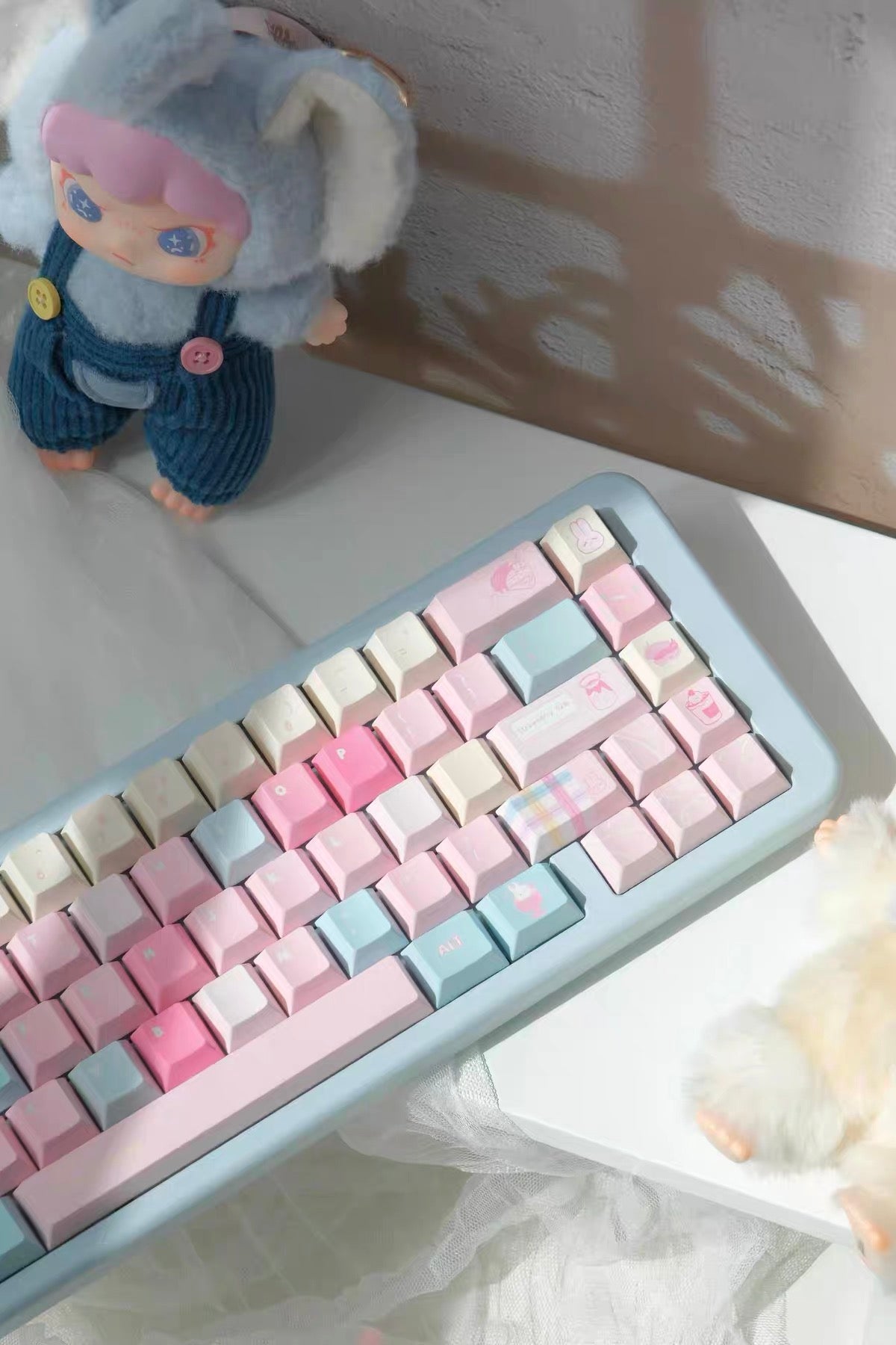 0300 Y2K Sugar Mountain Keycap Set | Pastel Pink, Blue & Cream Retro Keycaps Cherry Profile