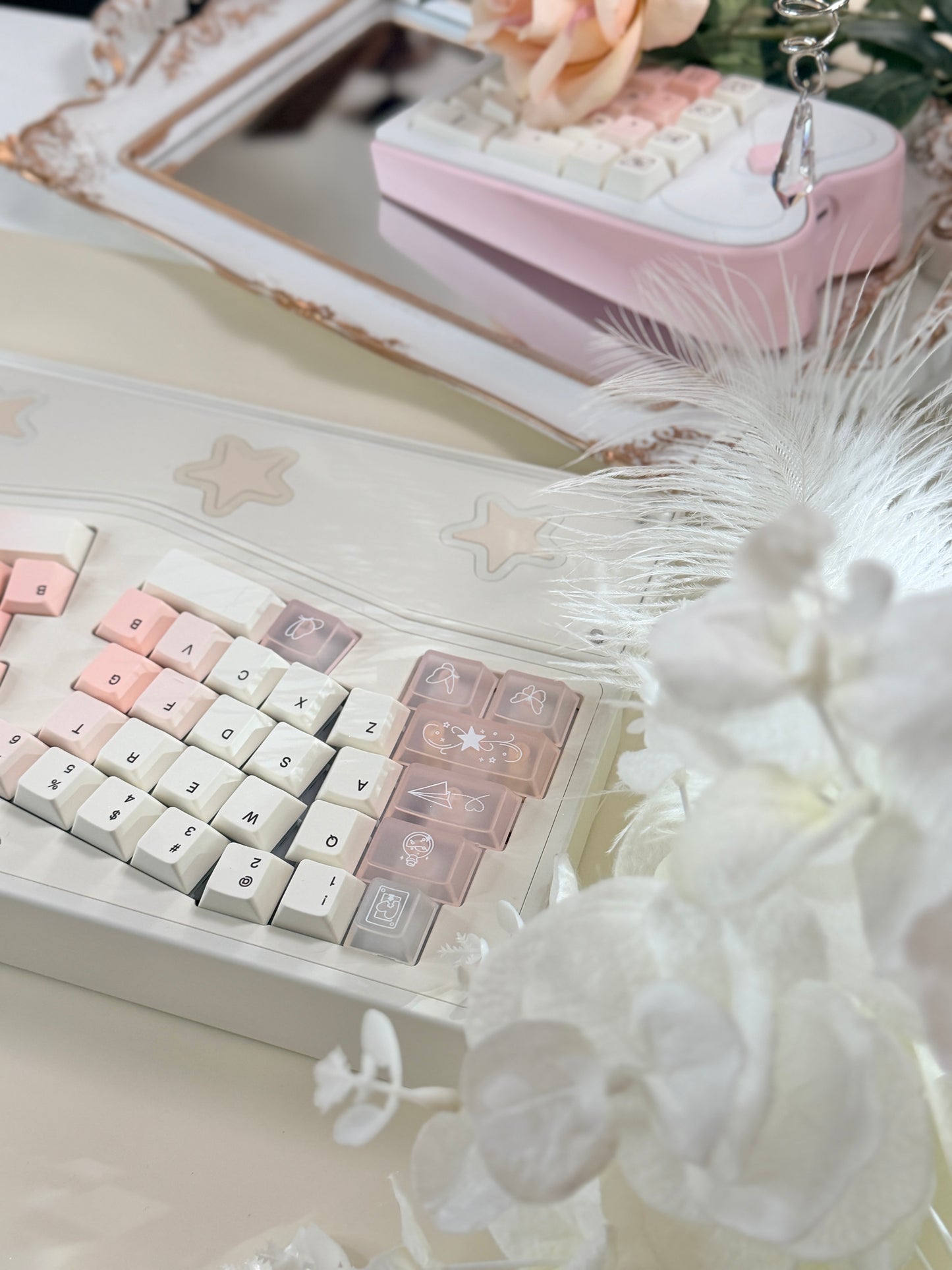 ONLY 1 Instock Prebuilt Aluminum Customized Mechanical Keyboard Staralice Cream White Set With Wristrest & Bow Pad