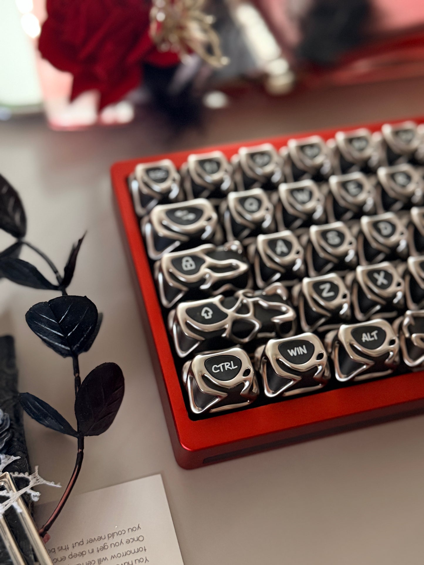 Preorder Prebuilt Aluminum Custom Mechanical Keyboard Anordized Red Nut65 xvx Venom Metal-Texture Keycap & firstblood transparent Keycap set