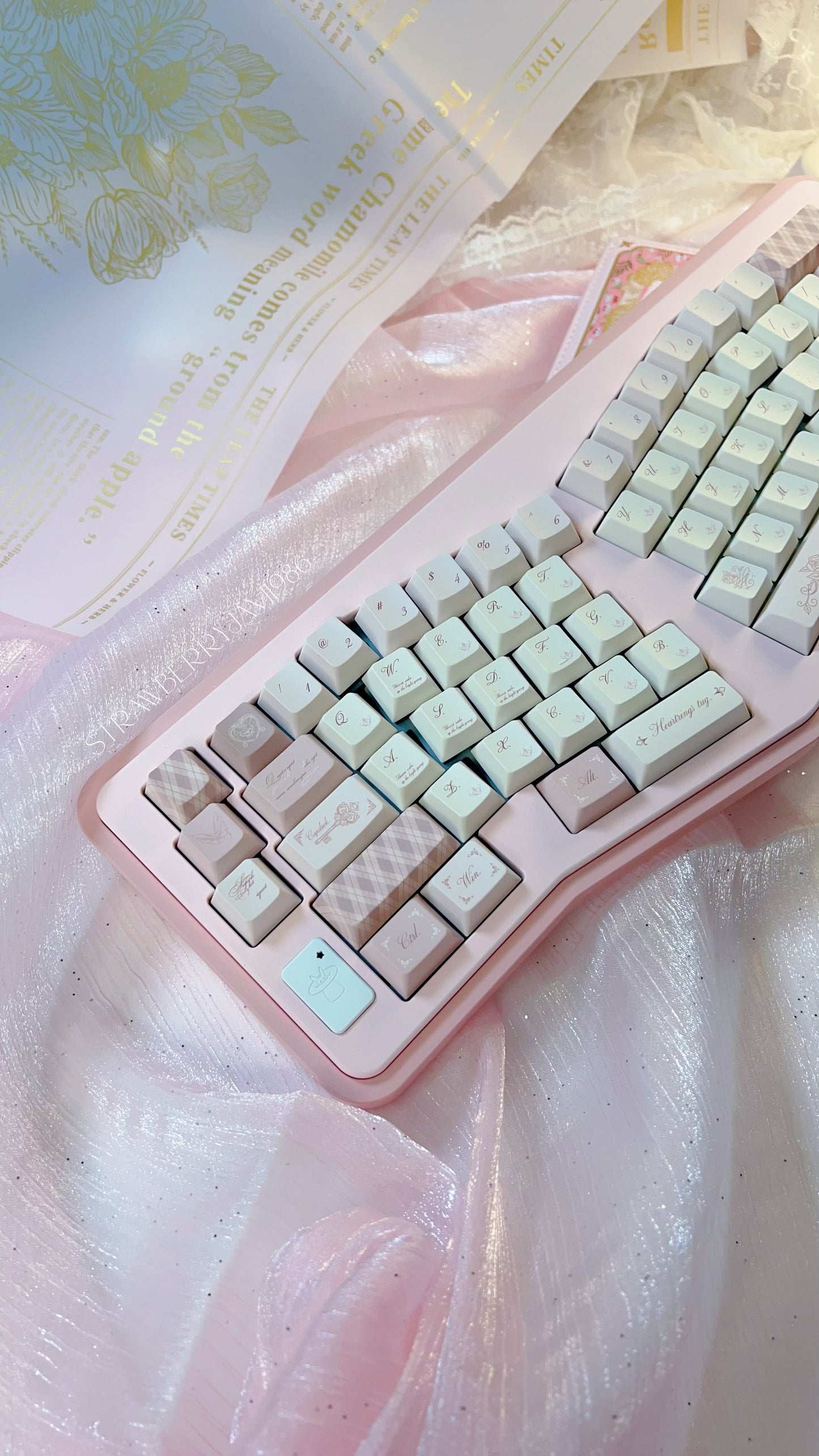 Prebuilt Vlice Pink Aluminum Customized Mechanical Keyboard