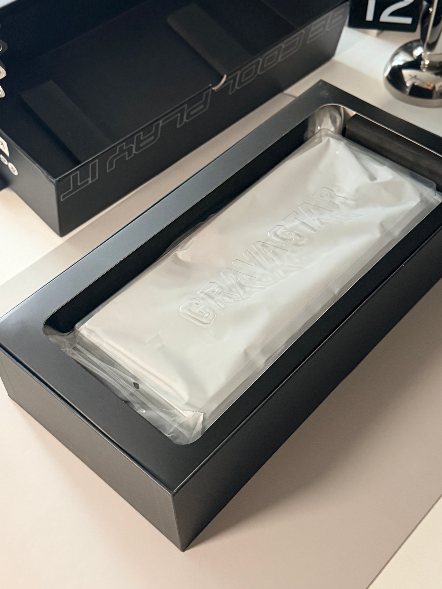Unboxing Clearance ONLY 1 GravaStar Mercury K1 Pro - Interstellar Silver Mechanical Keyboard  & QUANTUM HONEYCOMB KEYCAPS