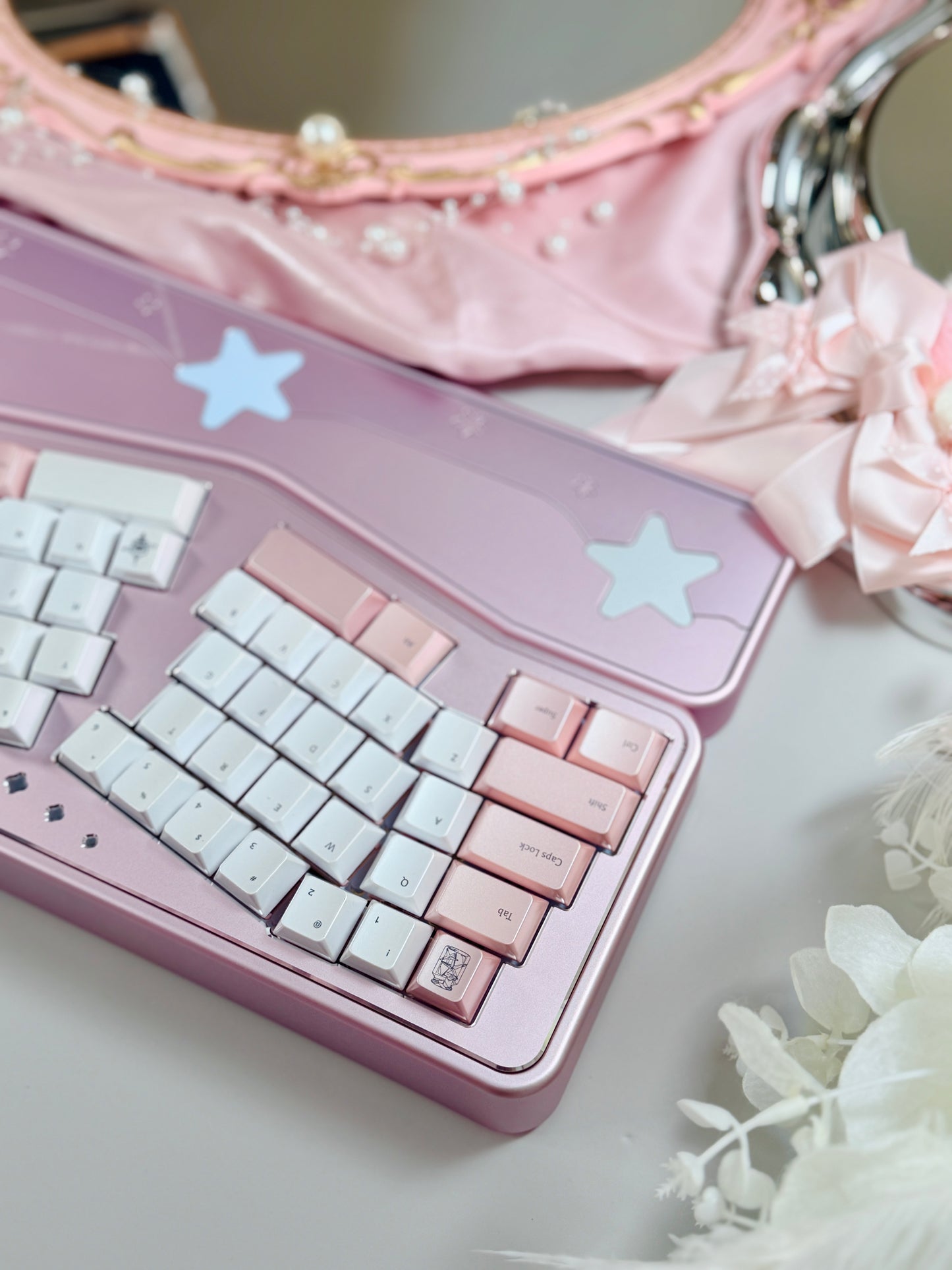 ONLY 1 Instock Prebuilt Aluminum Custom Mechanical Keyboard Staralice Ergonomic Anodized Pink Set including Wristrest Keycaps & switches