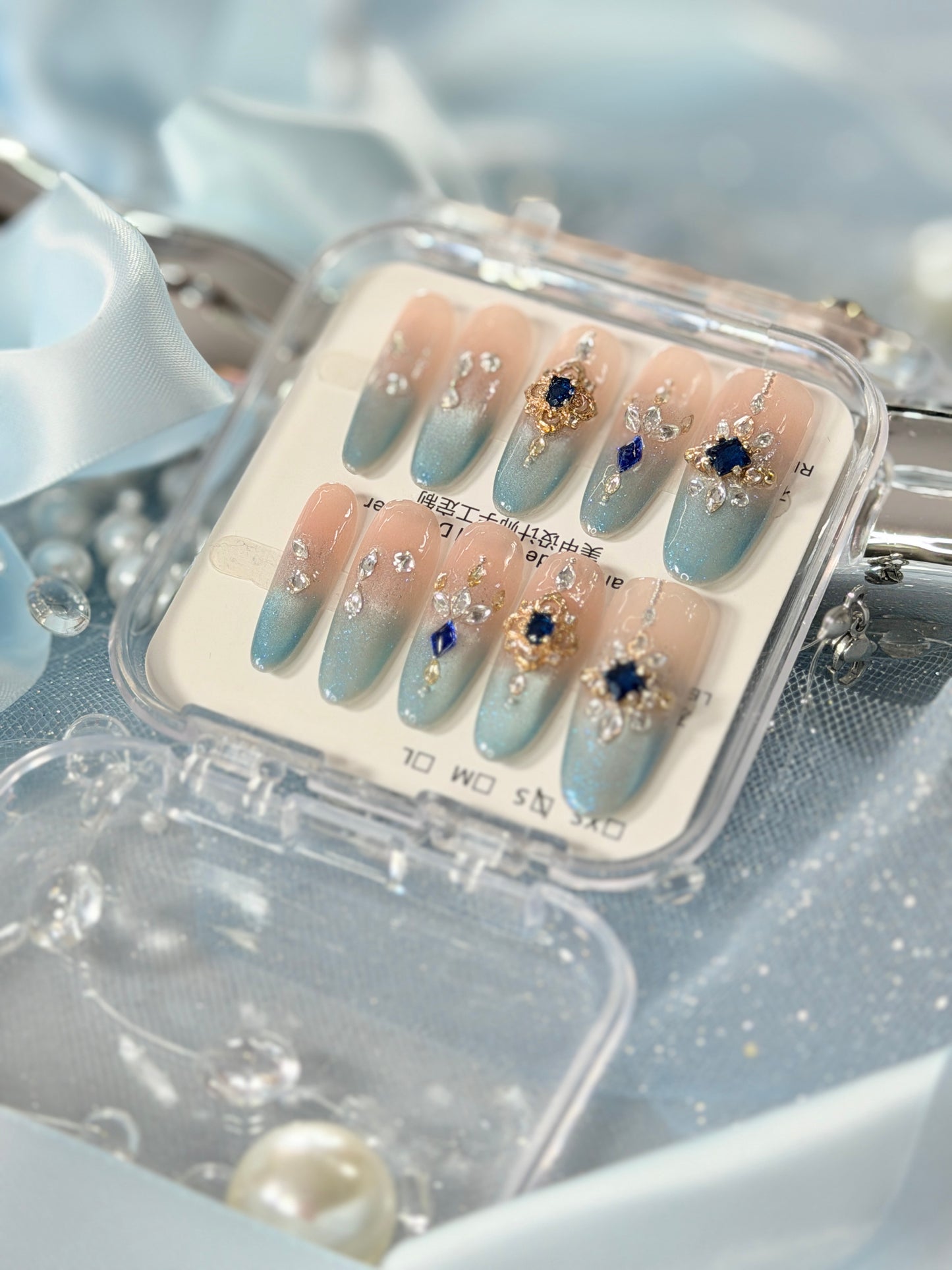 Crystal Blue Press On Nails Shimmering Diamond Cat-Eye Long Oval Handmade Nail Arts