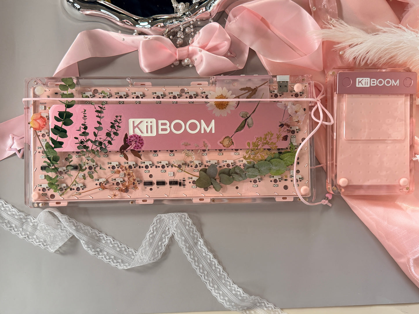 Unboxing Sample For Sales ONLY 1 Instock Pink KiiBOOM Phantom81V2 Mechanical Custom Keyboard ➕ Number PAD（including artisan keys）