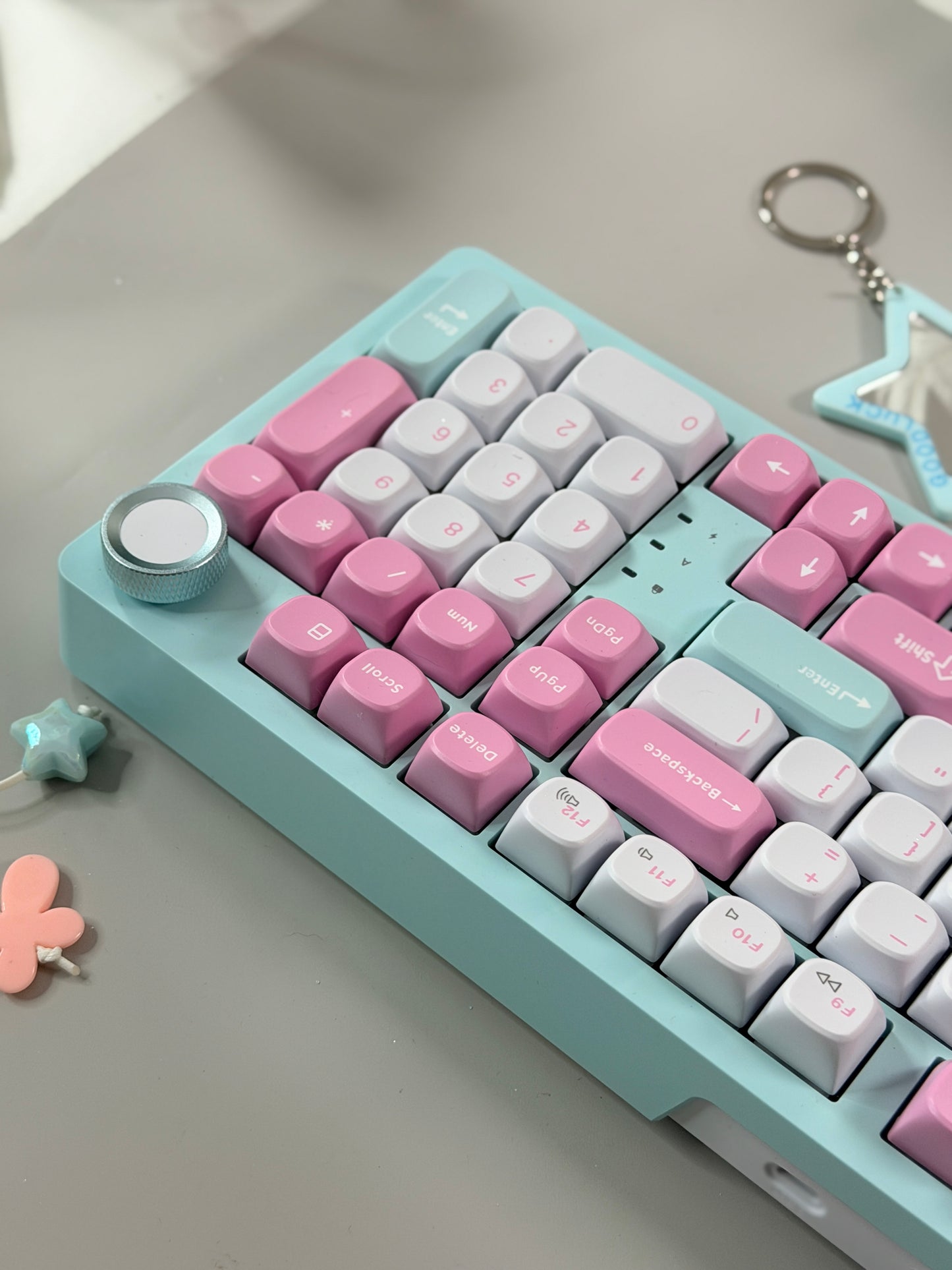 Sample For Sale ONLY 1 Instock Keychron J3SE Pink Green Wireless Custom Mechanical Keyboard