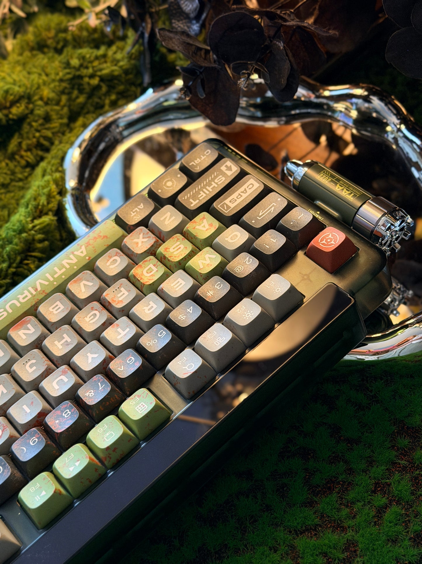 Unboxing Sample For Sale ONLY 1 Instock Keysme Lunar 01 Green Mechanical Keyboard- Ghost Ship
