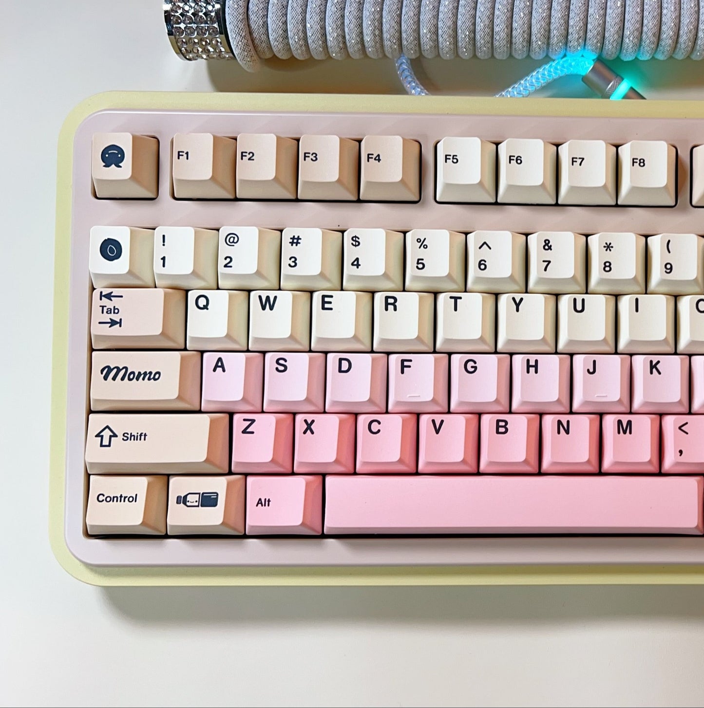 【Only 1 In-stock】Prebuilt Rich75 Creamy Thock Pastel yellow Aluminum Customized Mechanical Keyboard