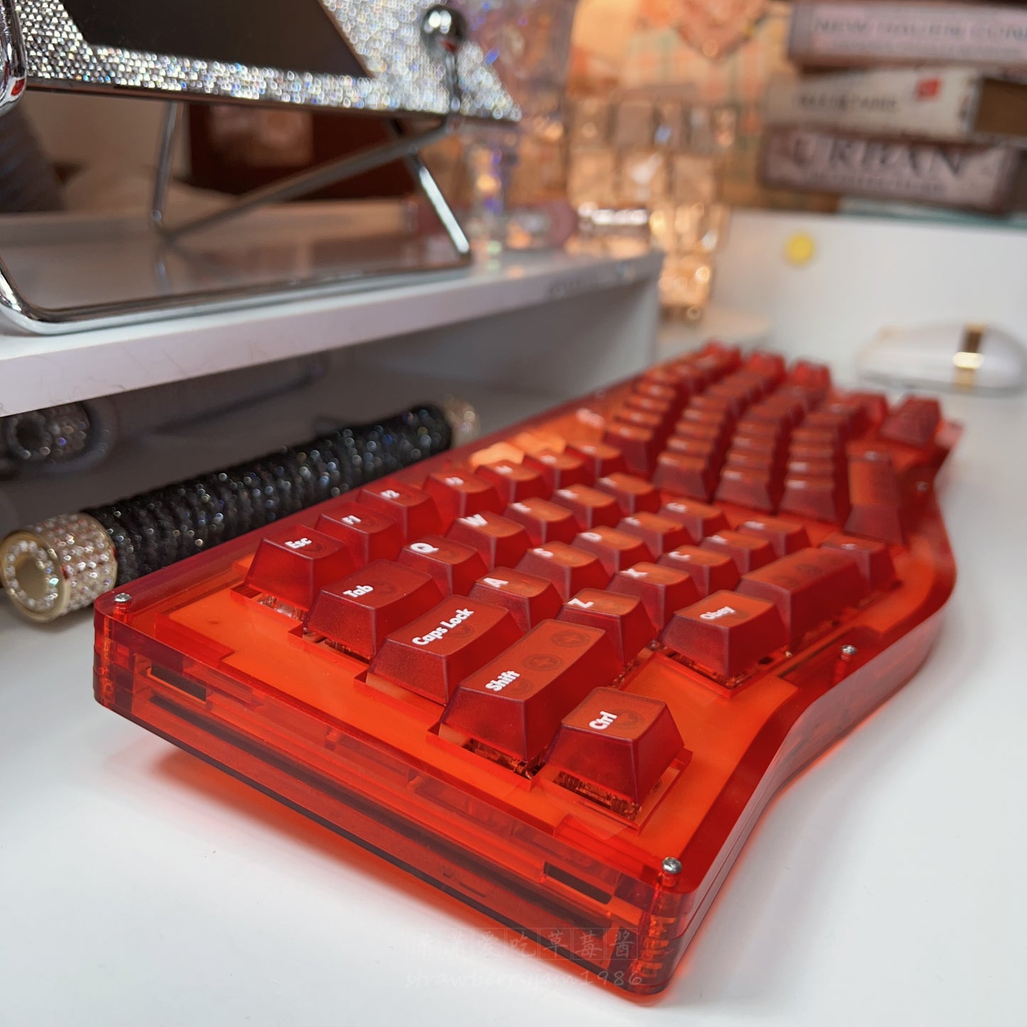 「Fully Assembled」Red Crystal Acrylic Customized Mechanical Ergonomic Keyboard