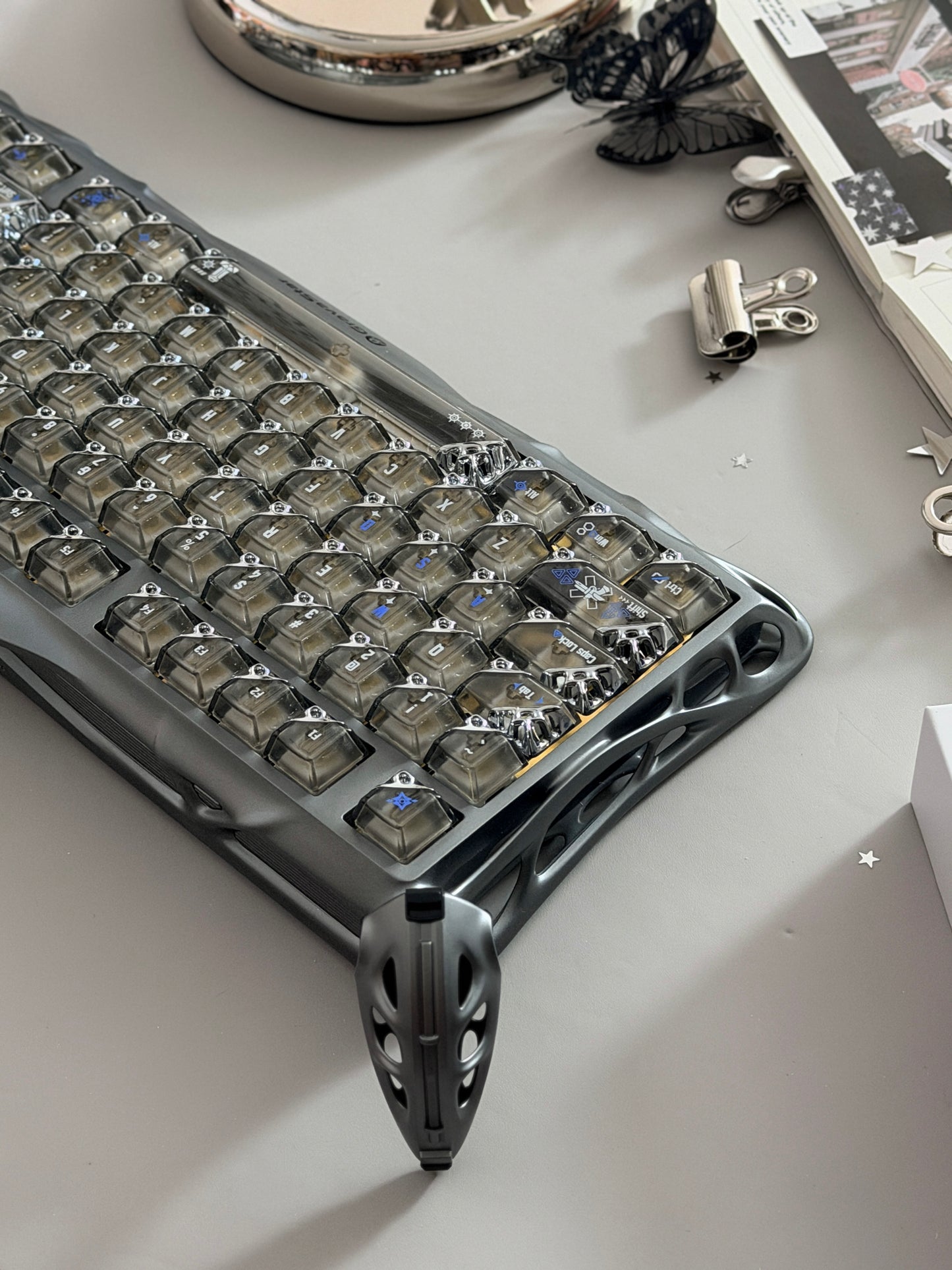 Unboxing Clearance ONLY 1 GravaStar Mercury K1 Pro - Interstellar Silver Mechanical Keyboard  & QUANTUM HONEYCOMB KEYCAPS
