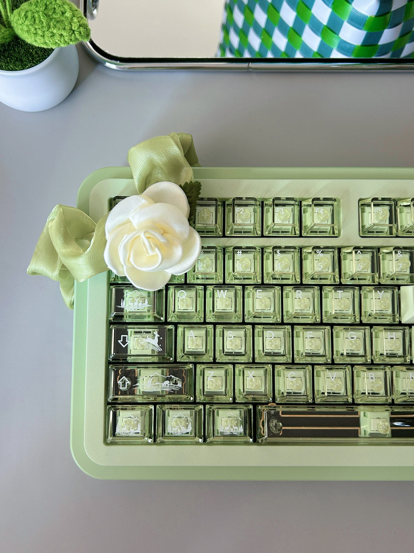 Preorder Prebuilt Aluminum Customized Mechanical Keyboard Rich98 Green Set