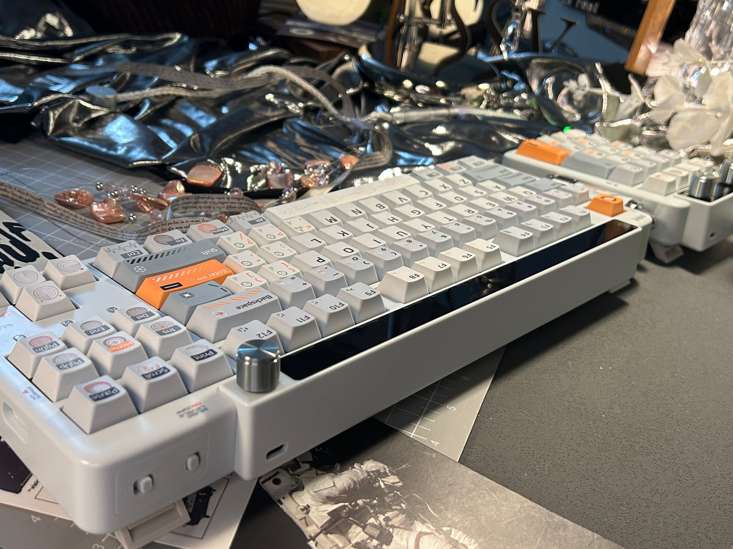 Unboxing Sample For Sales ONLY 1 Instock KeysMe Lunar 01 Mechanical Keyboard + Pad Set