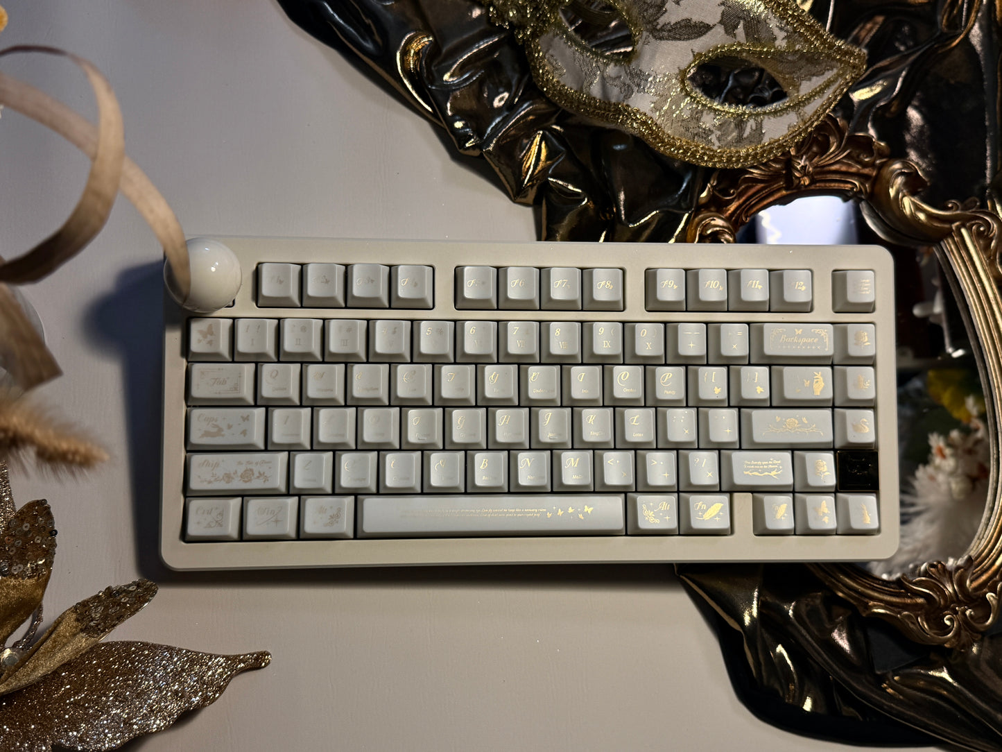 ONLY 1 instock Prebuilt Cream Buff75R2 Aluminum Customized Mechanical Keyboard