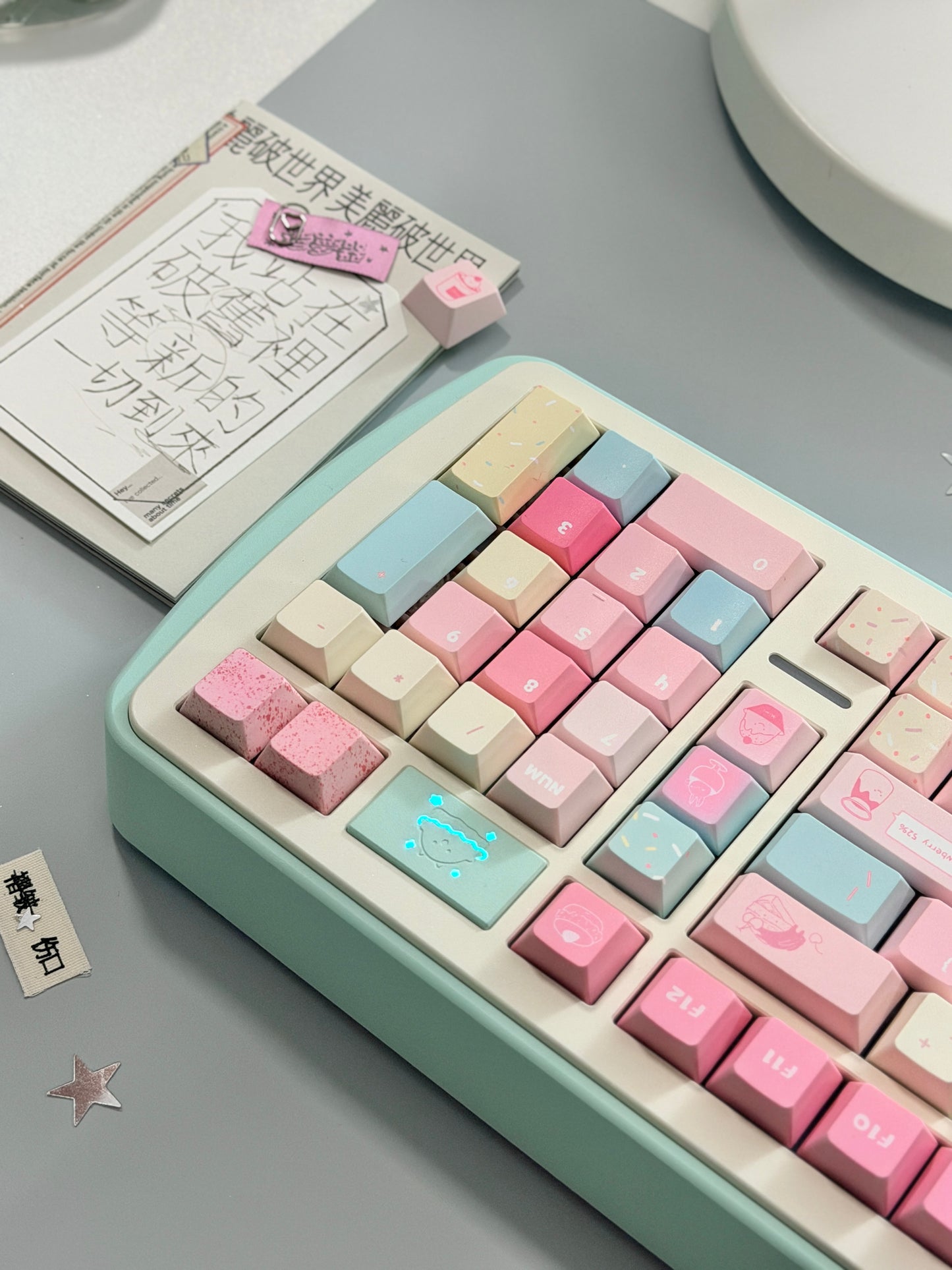 0300 Y2K Sugar Mountain Keycap Set | Pastel Pink, Blue & Cream Retro Keycaps Cherry Profile