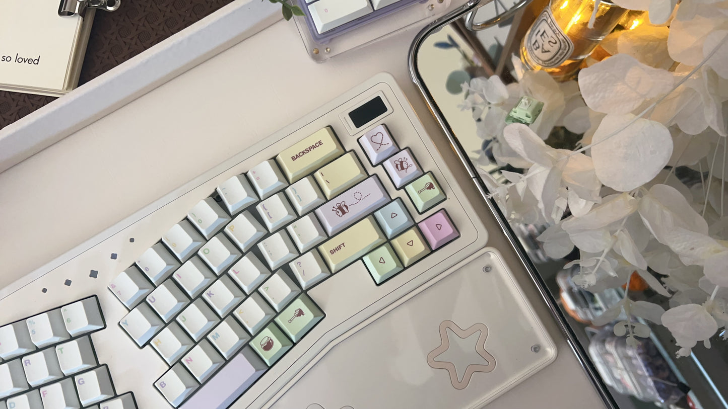 Prebuilt Aluminum Customized Mechanical Keyboard Staralice Ergonomic Cream White Set With Wristrest（not including number pad）