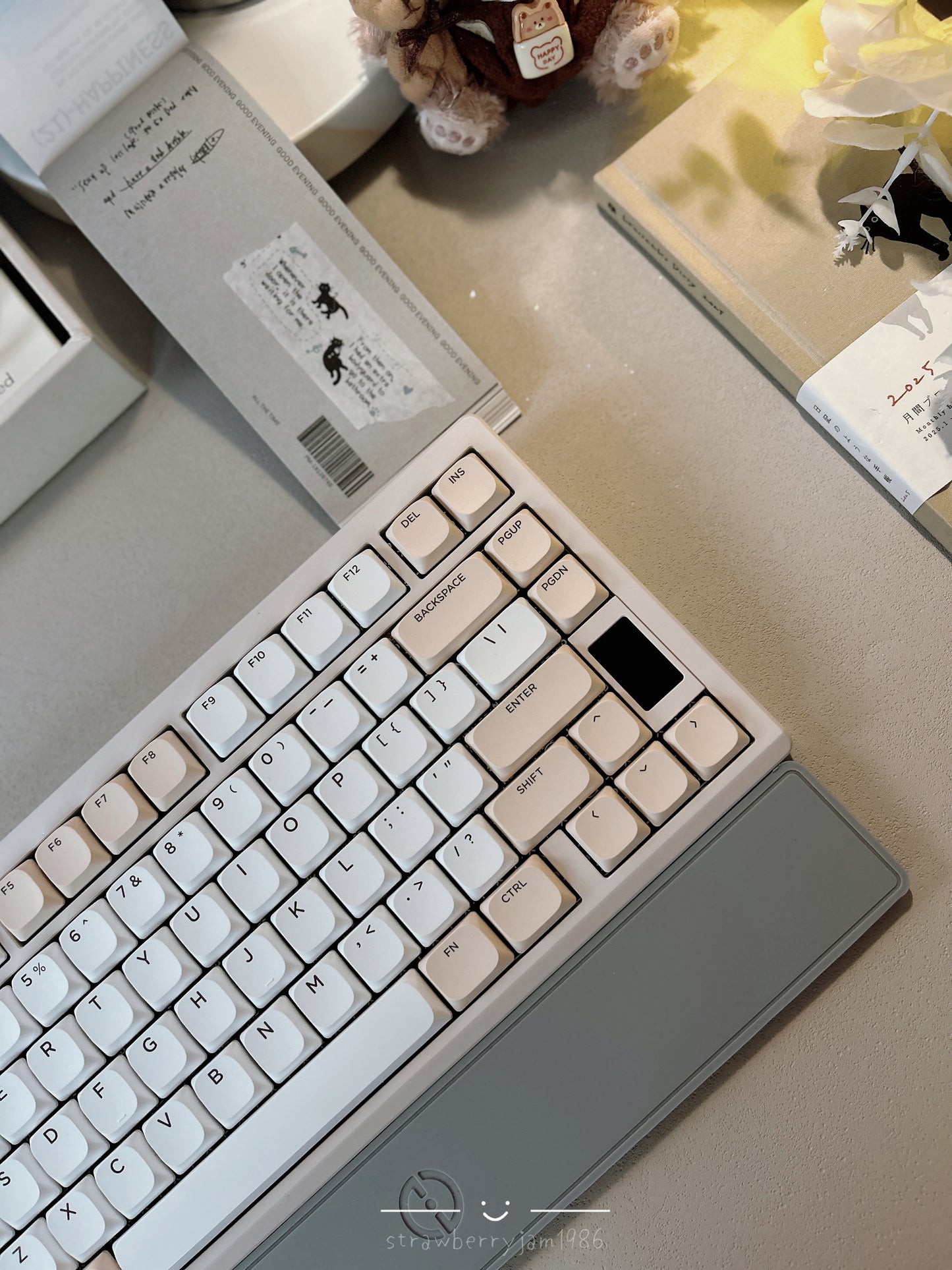 Unboxing Clearance ONLY 1 Instock Chilkey ND75 LP Wireless Gaming Keyboard with LCD Screen Silver Beige
