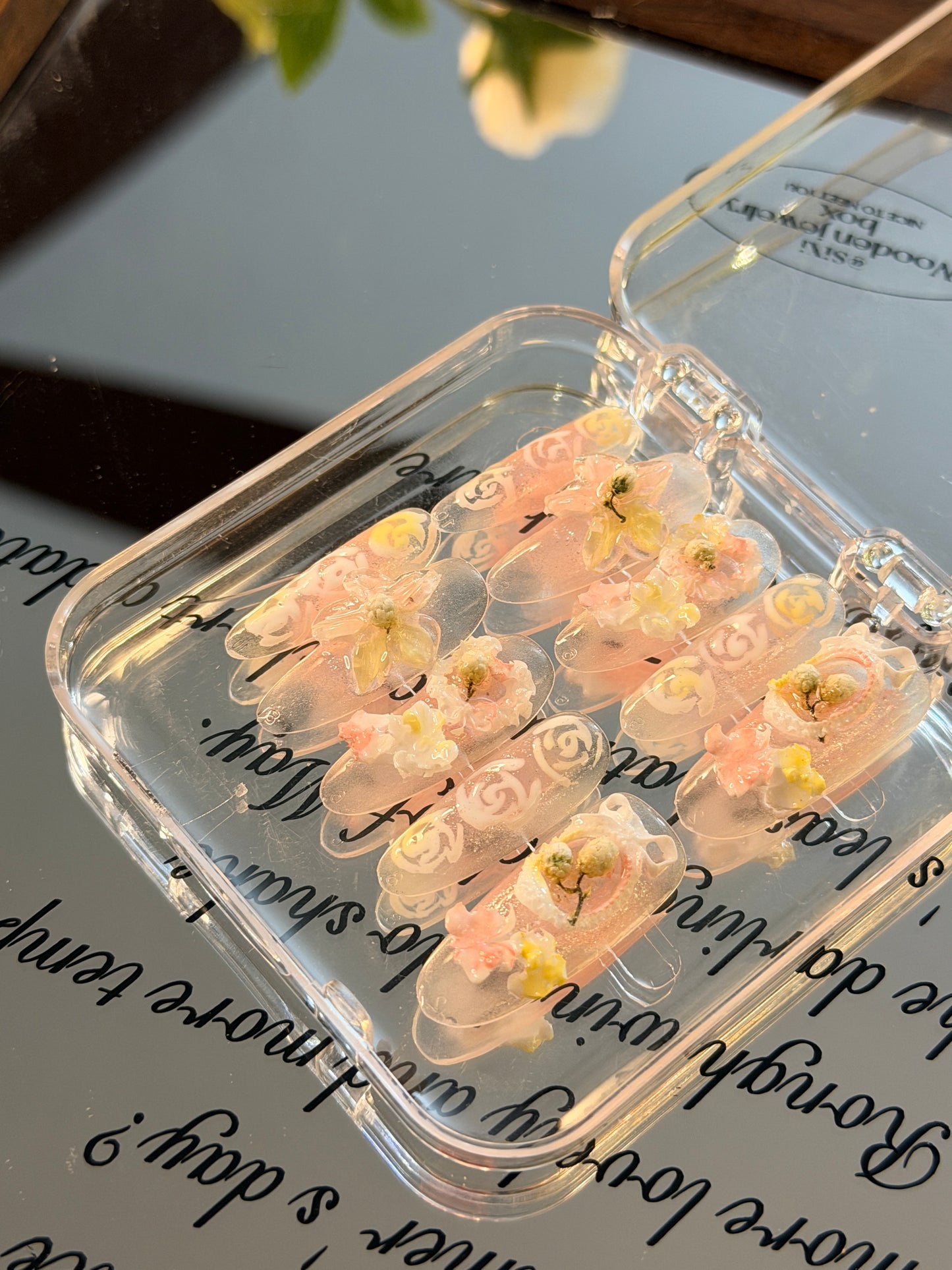 ONLY 1 Left Handmade False Nails Green Pink Oval Fairy Forest 3D Flower Rococo Style Press On Nails（#884）