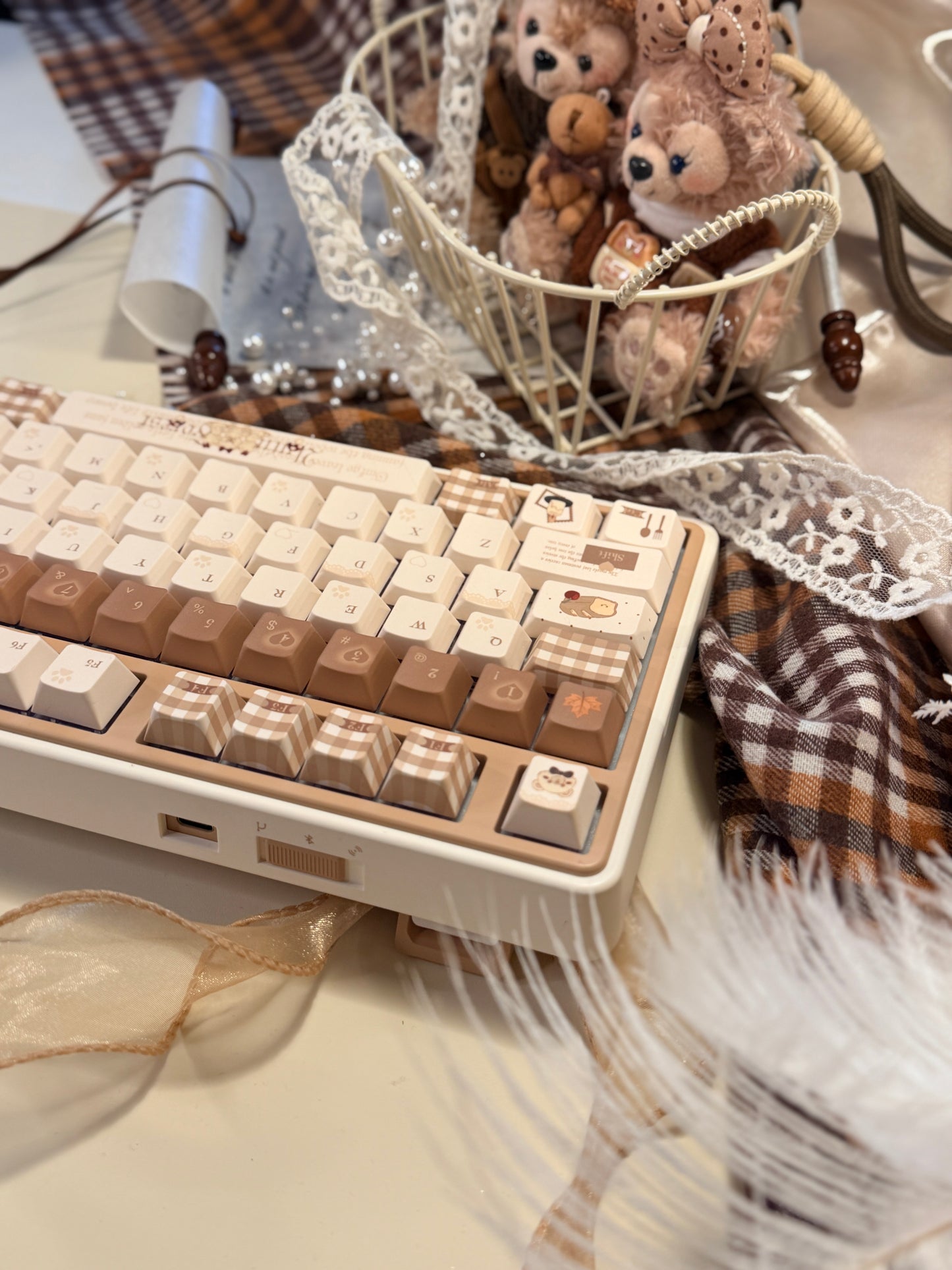 #0245 Mocha Bear Cute Brown Beige Keycap Cherry Profile（not including keyboard）