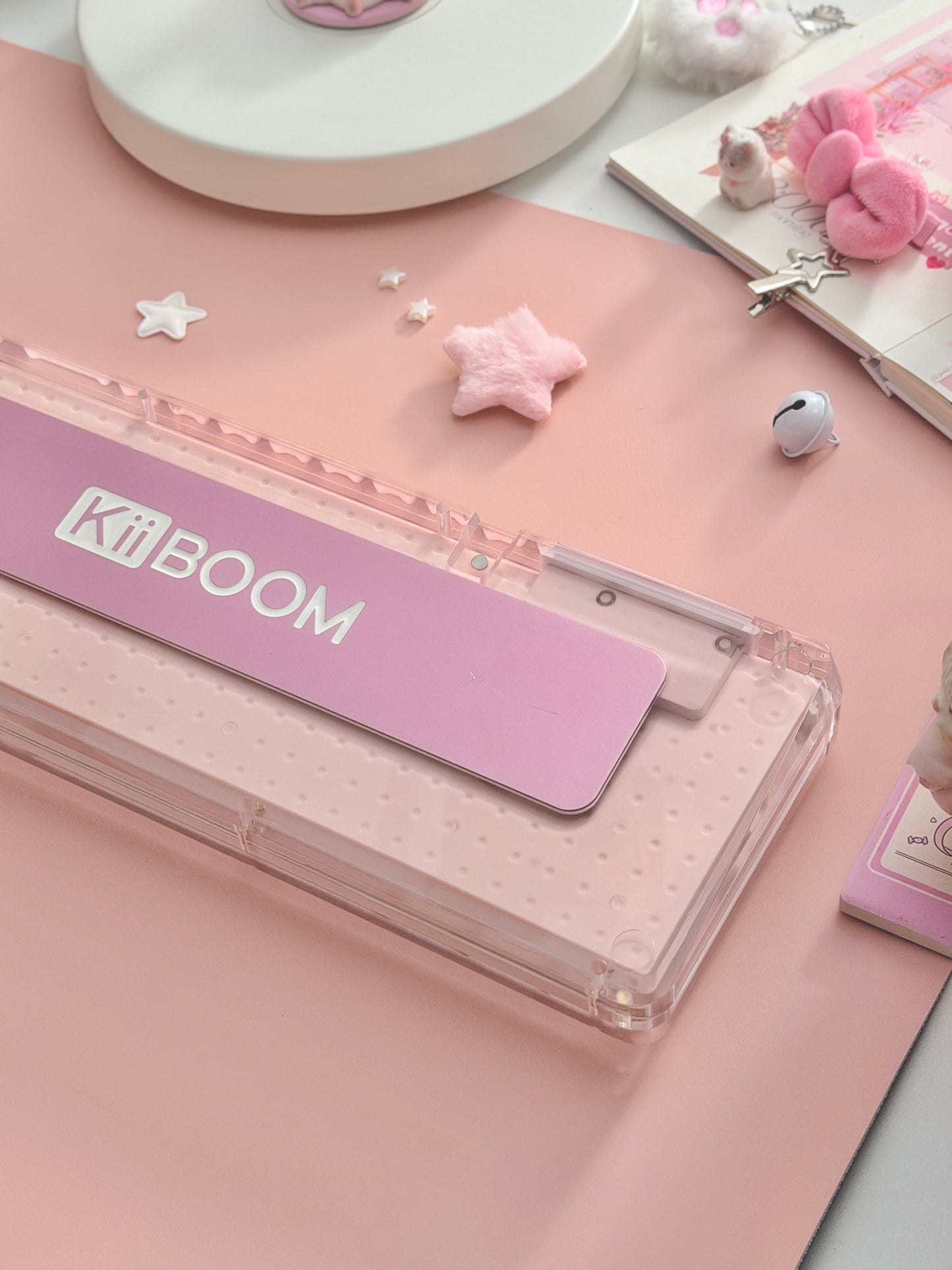 Unboxing Clearance ONLY 1 KiiBOOM Phantom 68 Pink Crystal Gasket-Mounted Mechanical Keyboard & KiiBOOM Pink Meow Keycap Set